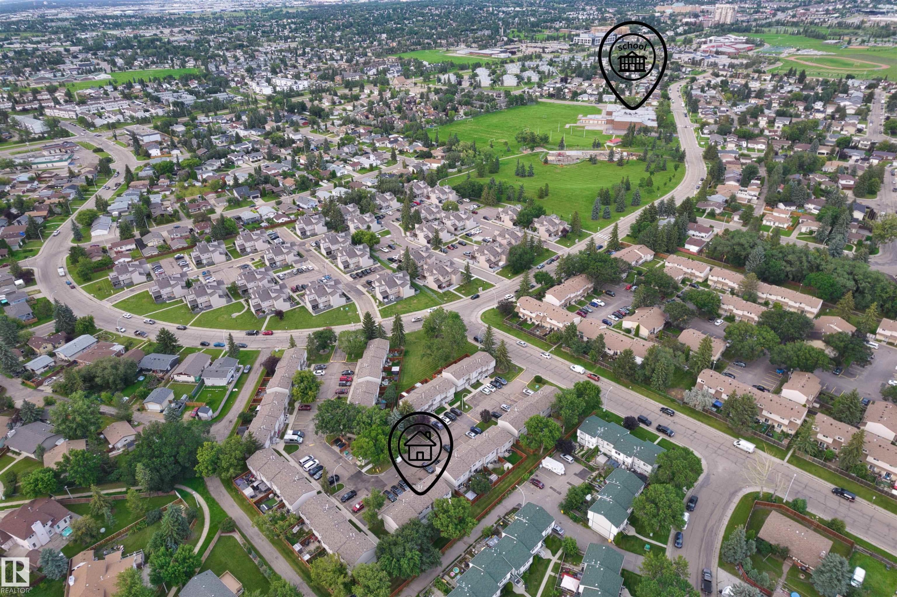 1679 Lakewood Road Nw, Edmonton, AB - With View