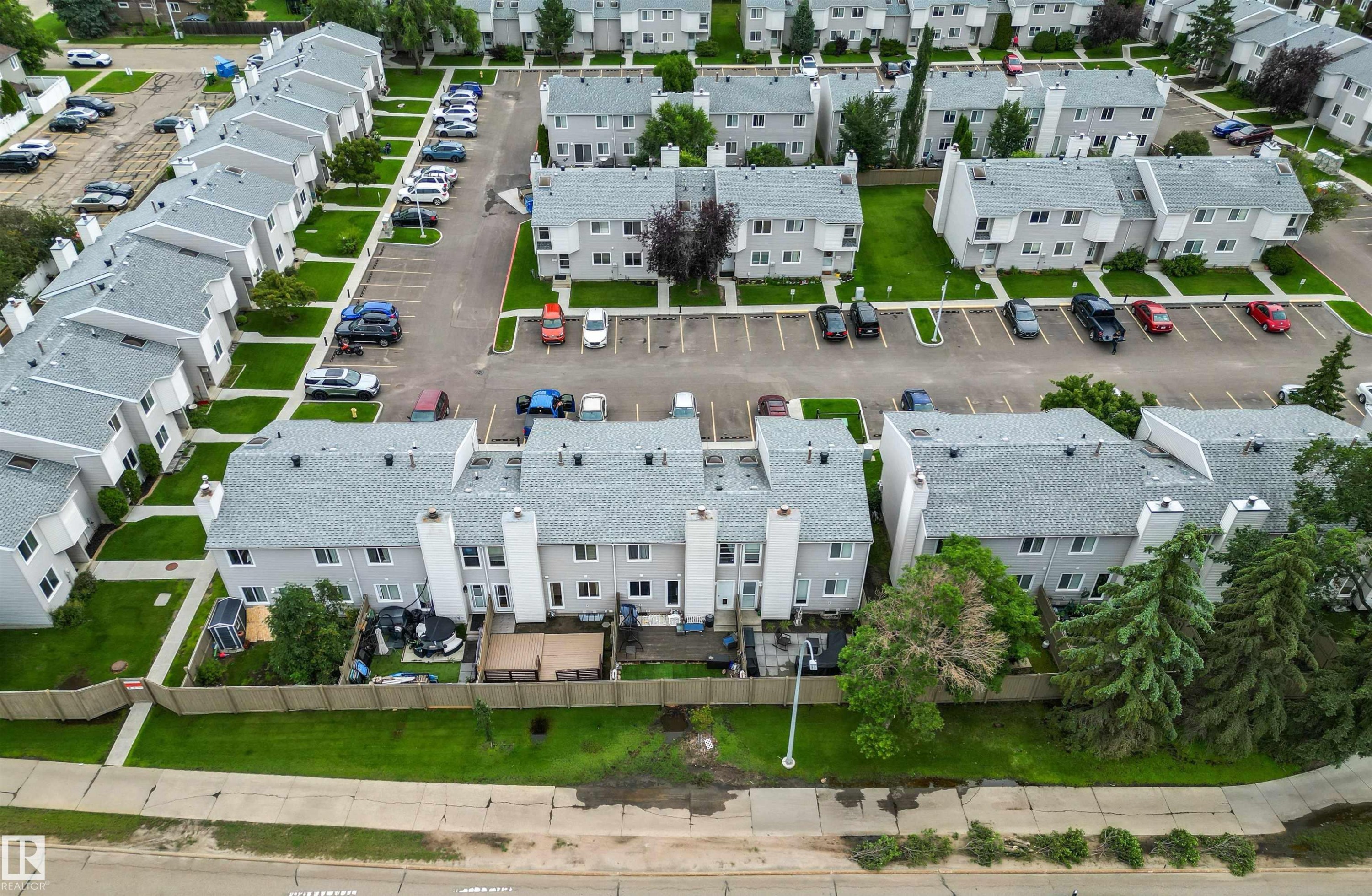 #64 3221 119 St Nw, Edmonton, AB