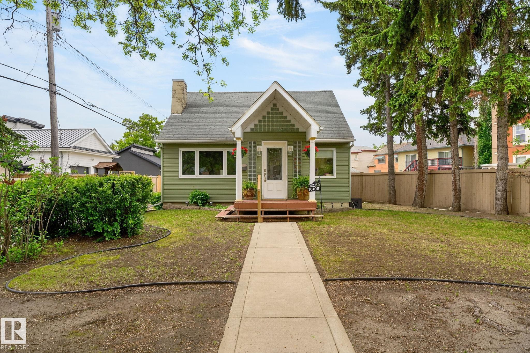 10108 144 Street Nw, Edmonton, AB - Outdoor