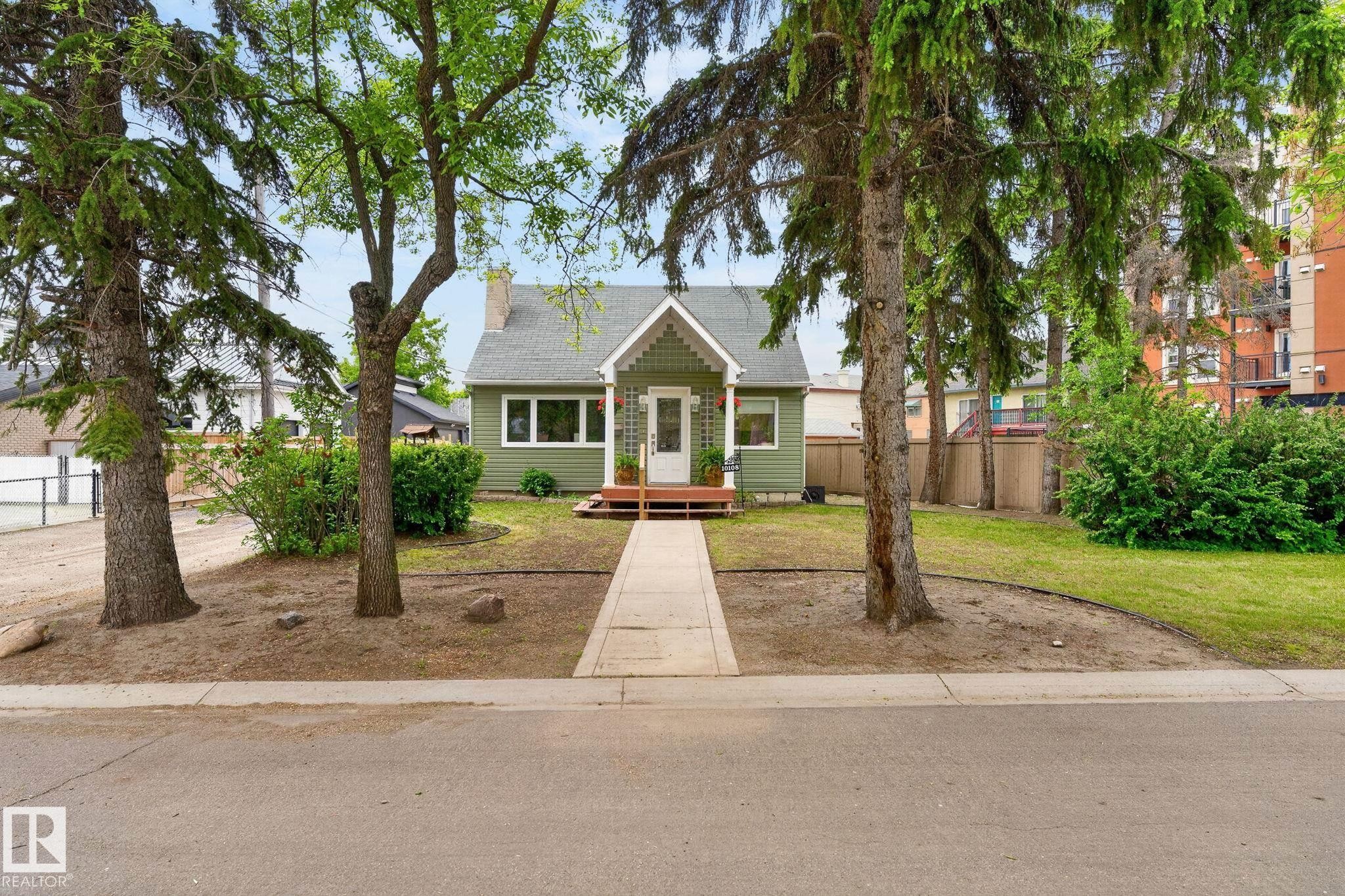 10108 144 Street Nw, Edmonton, AB - Outdoor