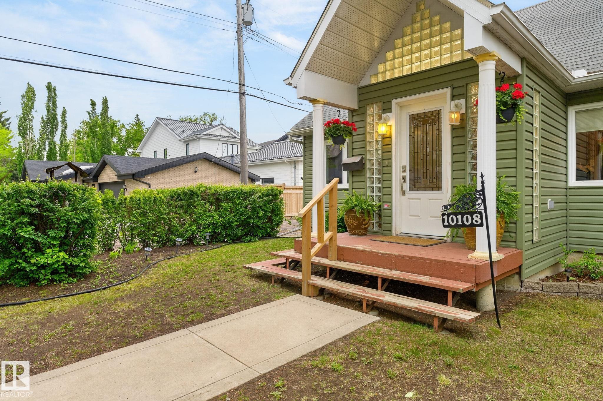 10108 144 Street Nw, Edmonton, AB - Outdoor
