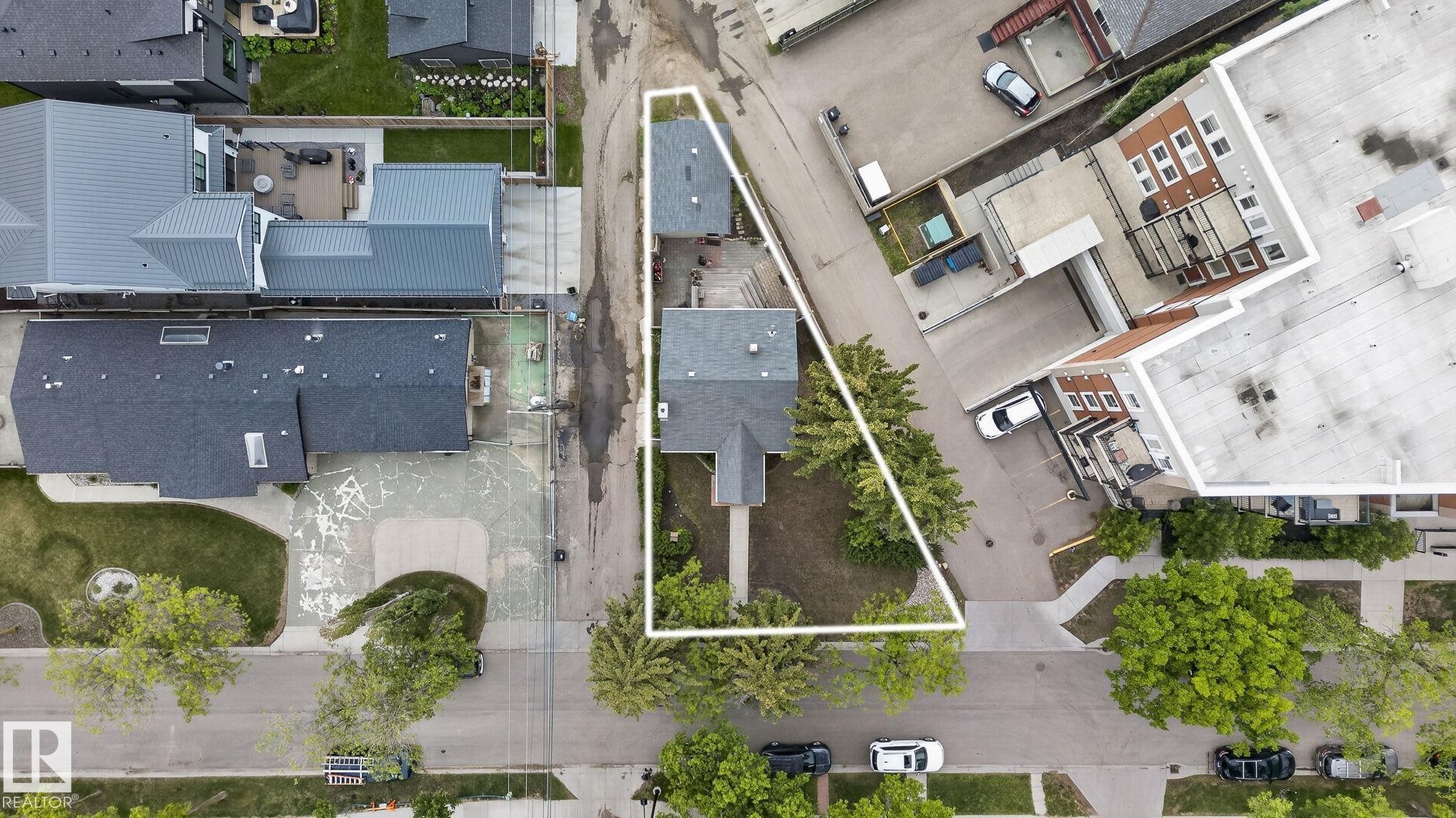 10108 144 Street Nw, Edmonton, AB -