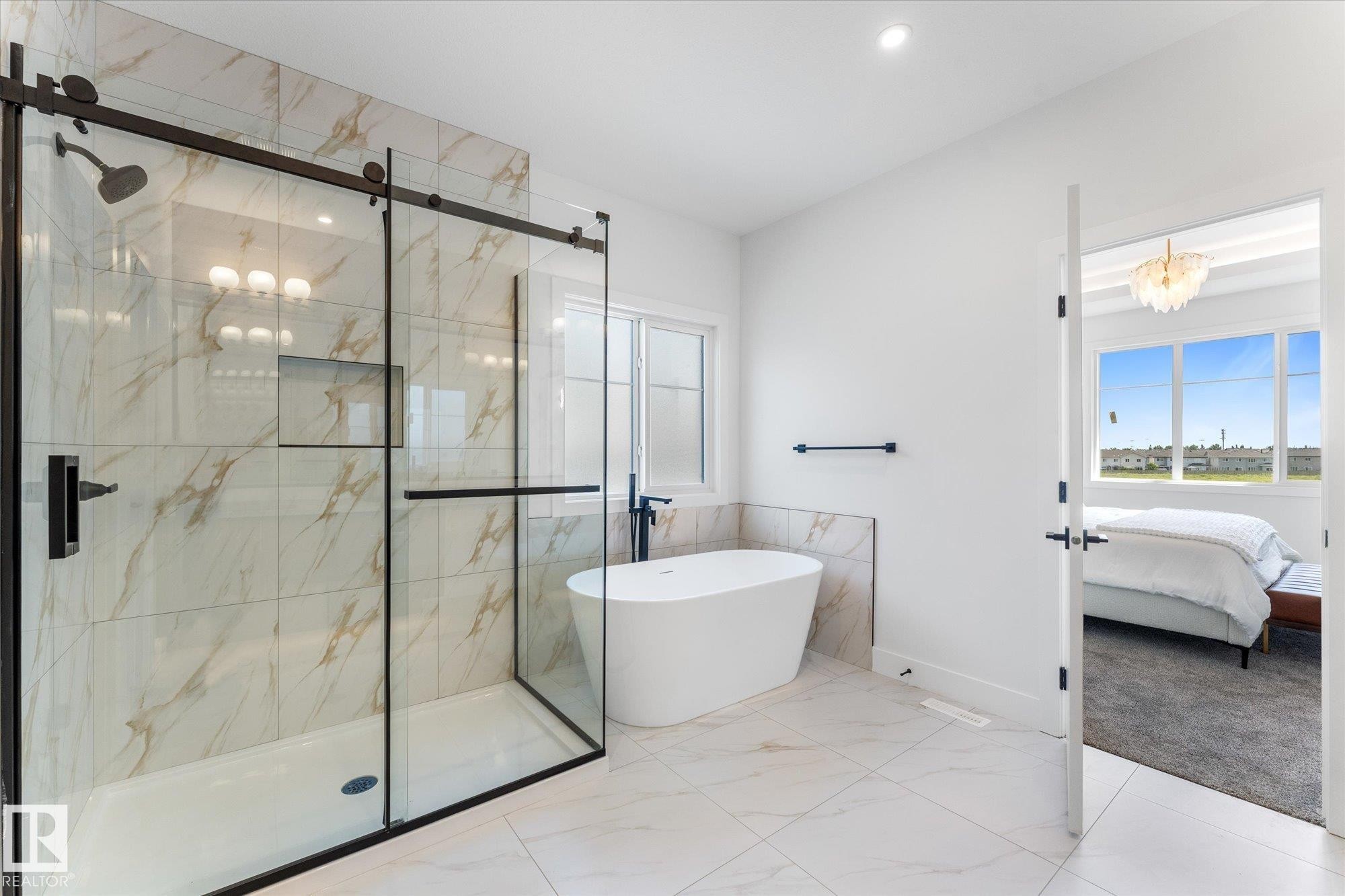 12 Cobblestone Gate, Spruce Grove, AB - Indoor Photo Showing Bathroom