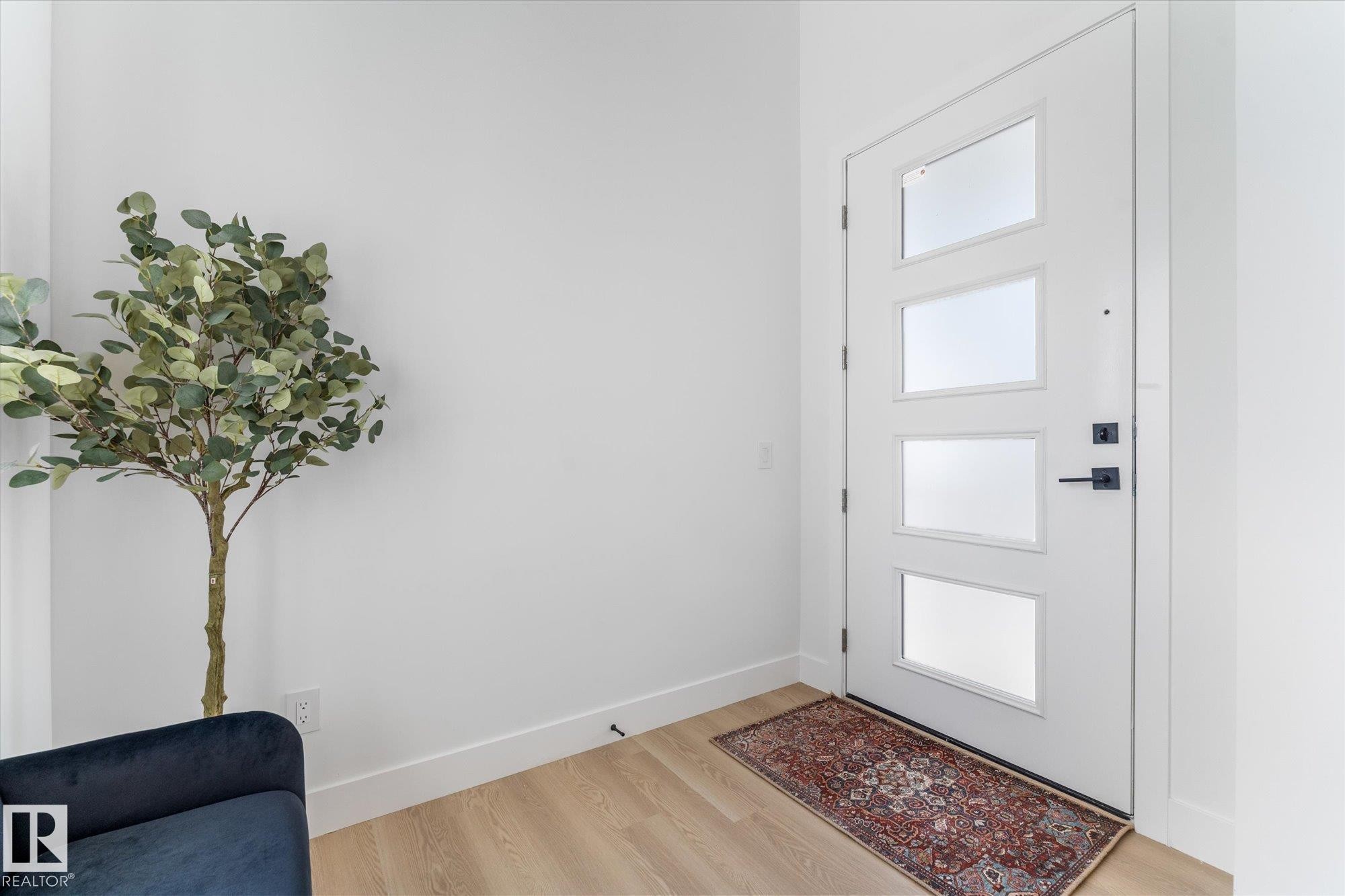 12 Cobblestone Gate, Spruce Grove, AB - Indoor Photo Showing Other Room
