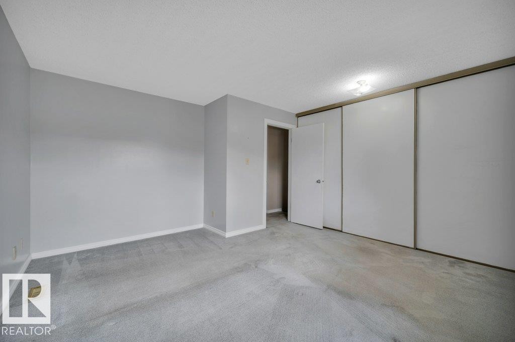 #22 1651 46 St Nw, Edmonton, AB - Indoor Photo Showing Other Room