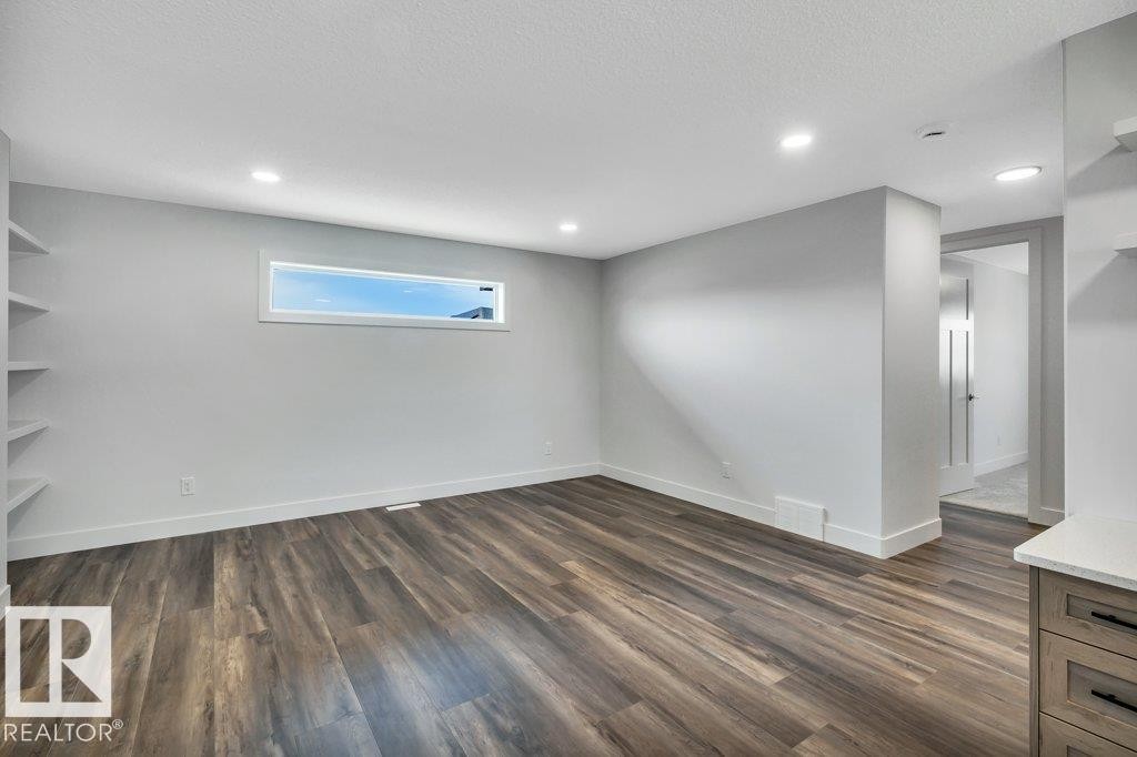 13 Hillwood Terrace, Spruce Grove, AB - Indoor Photo Showing Other Room