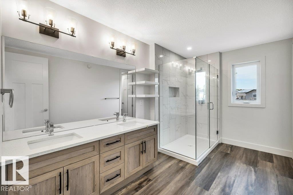 13 Hillwood Terrace, Spruce Grove, AB - Indoor Photo Showing Bathroom