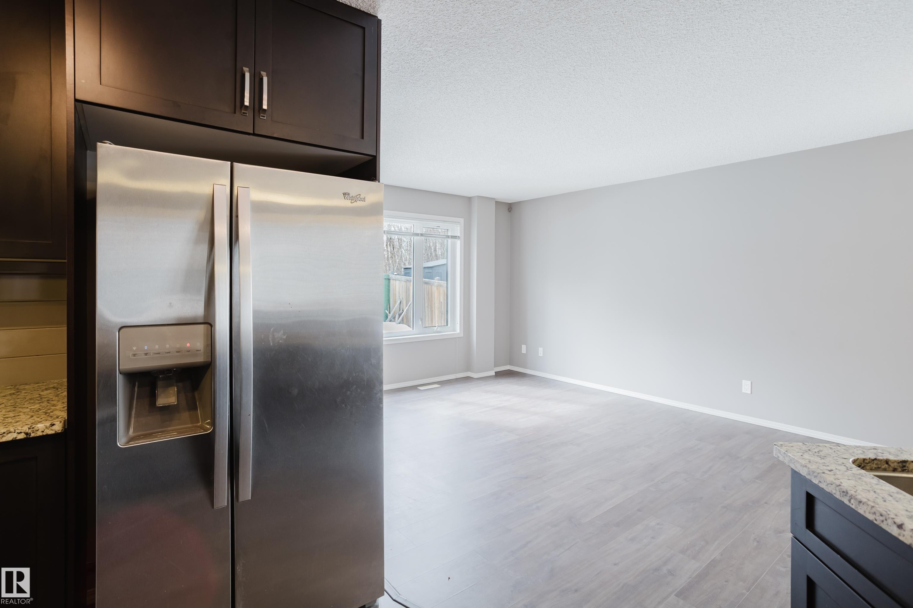 14009 164 Avenue Nw, Edmonton, AB - Indoor