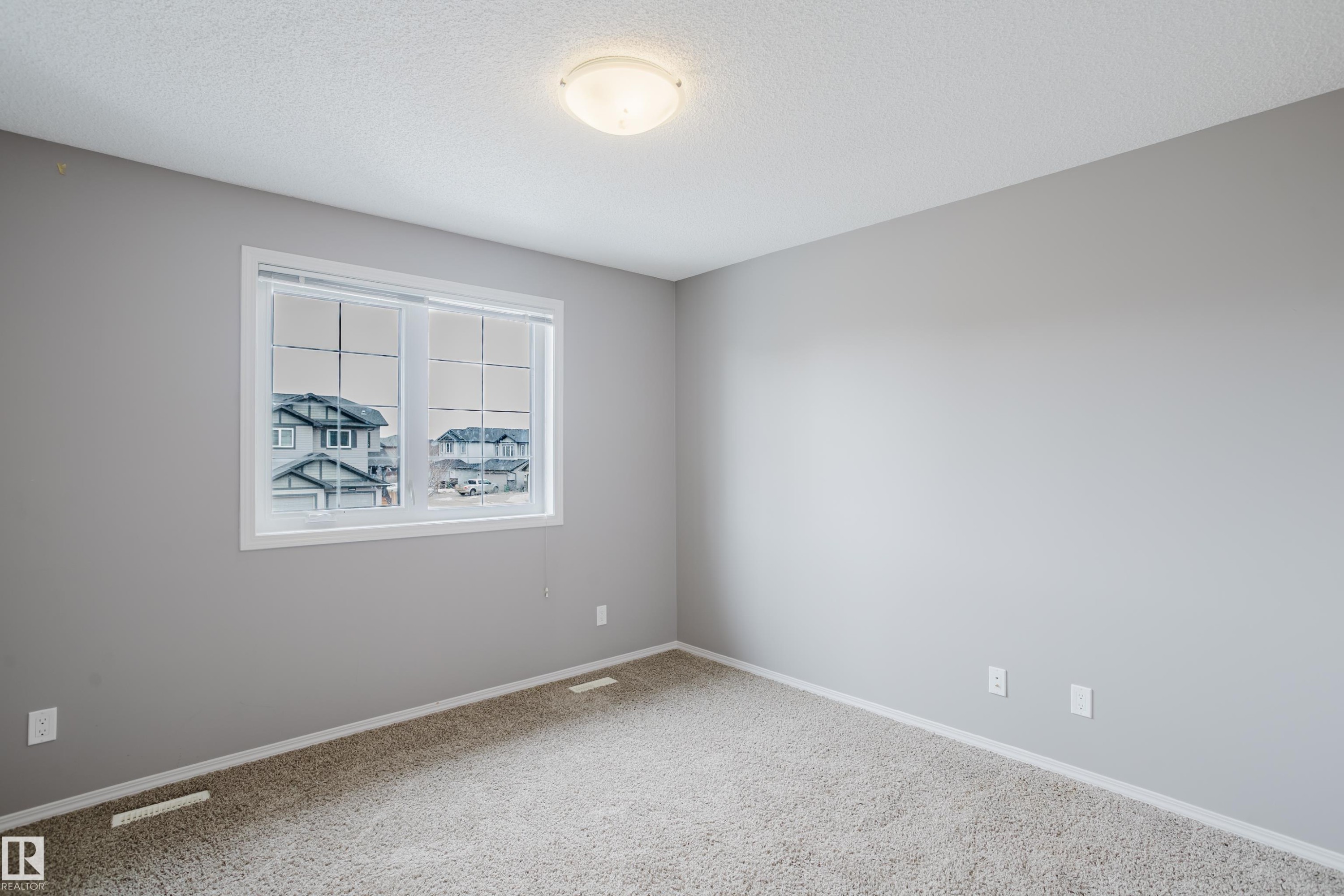#3 - 14009 164 Avenue Nw, Edmonton, AB - Indoor Photo Showing Other Room