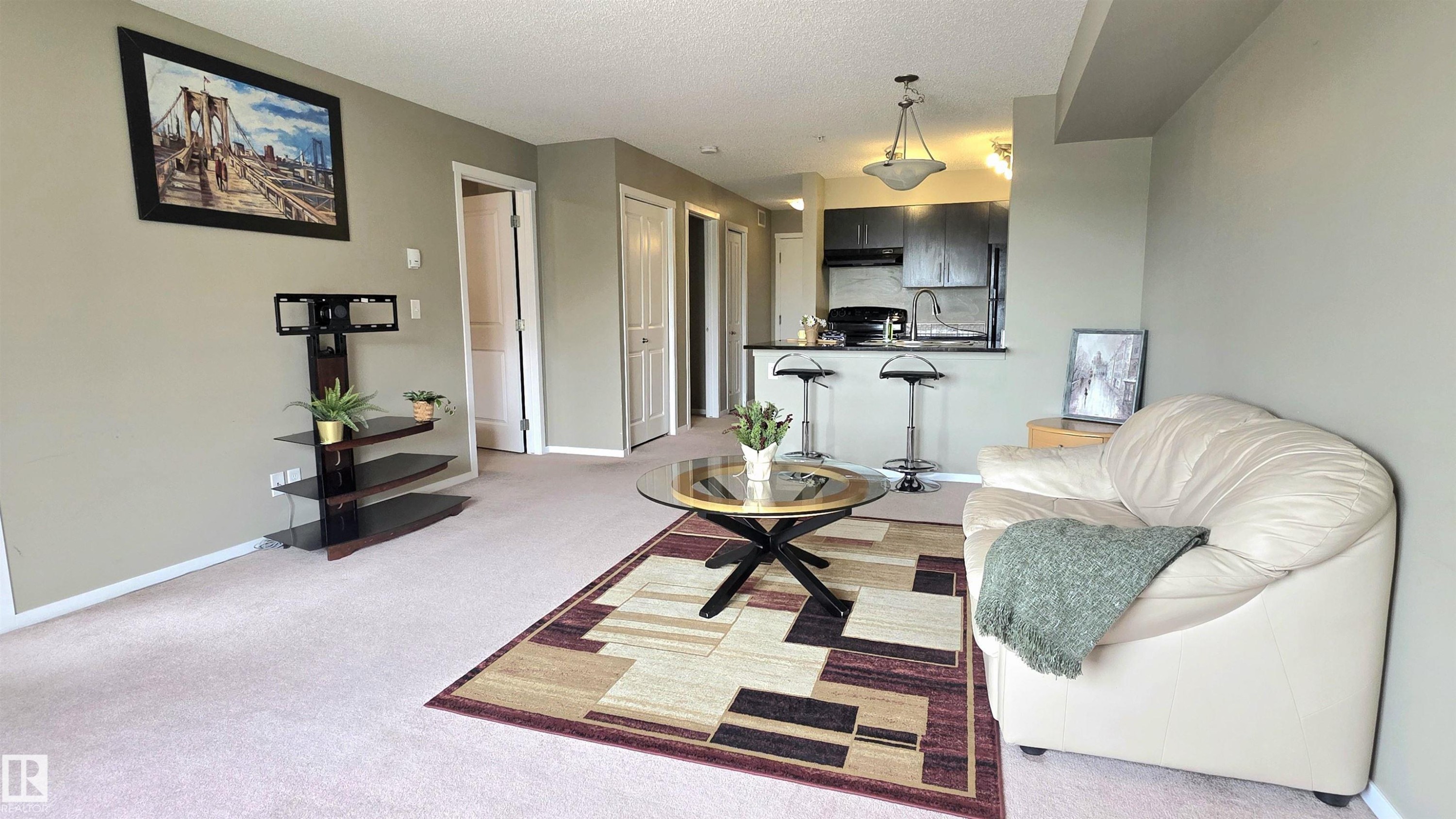 #310 5370 Chappelle Rd Sw Sw, Edmonton, AB - Indoor