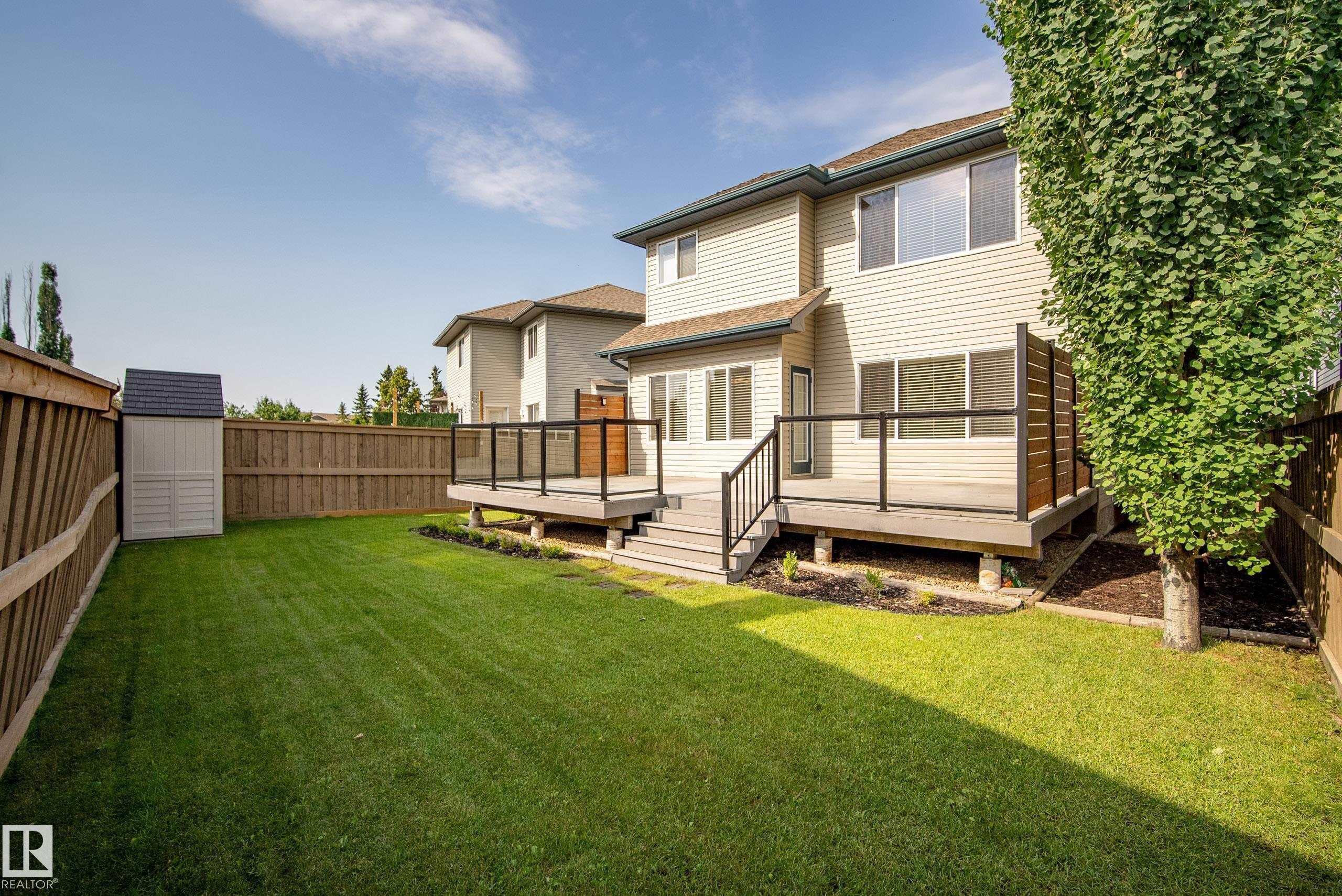 8385 Shaske Crescent Nw, Edmonton, AB - Outdoor With Deck Patio Veranda