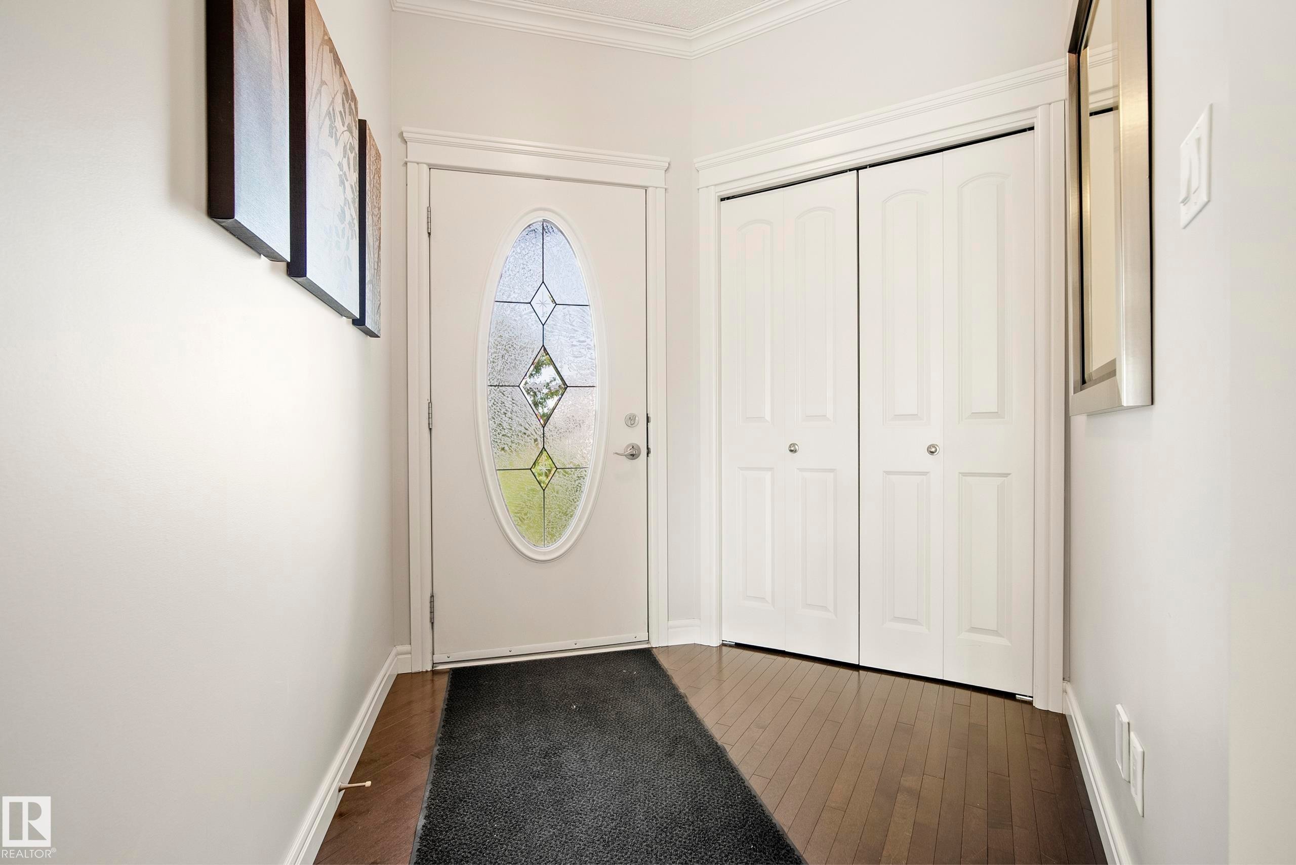 8385 Shaske Crescent Nw, Edmonton, AB - Indoor Photo Showing Other Room