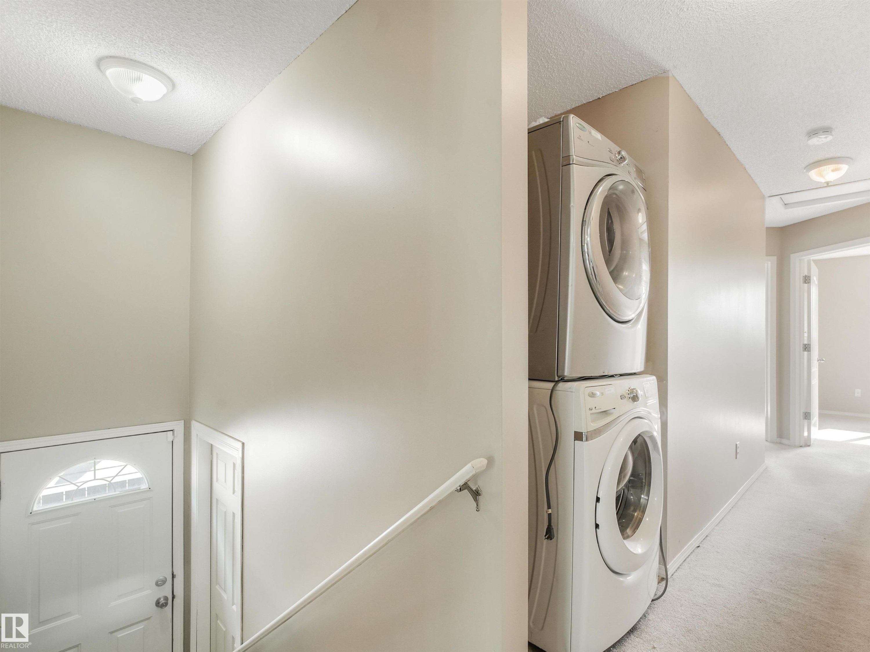 12027 105 Street Nw, Edmonton, AB - Indoor Photo Showing Laundry Room