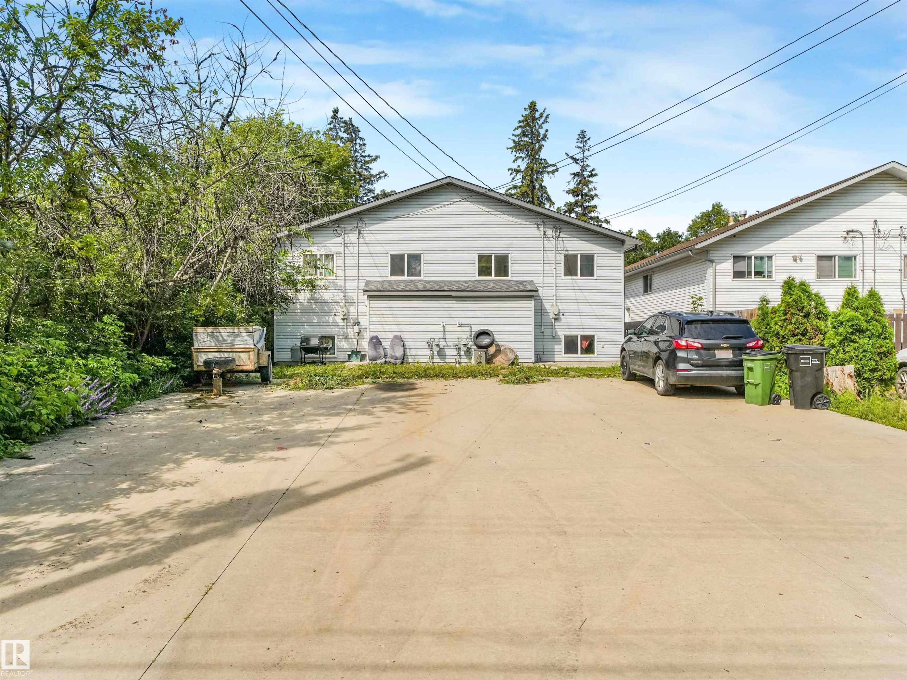 12027 105 Street Nw, Edmonton, AB - Outdoor