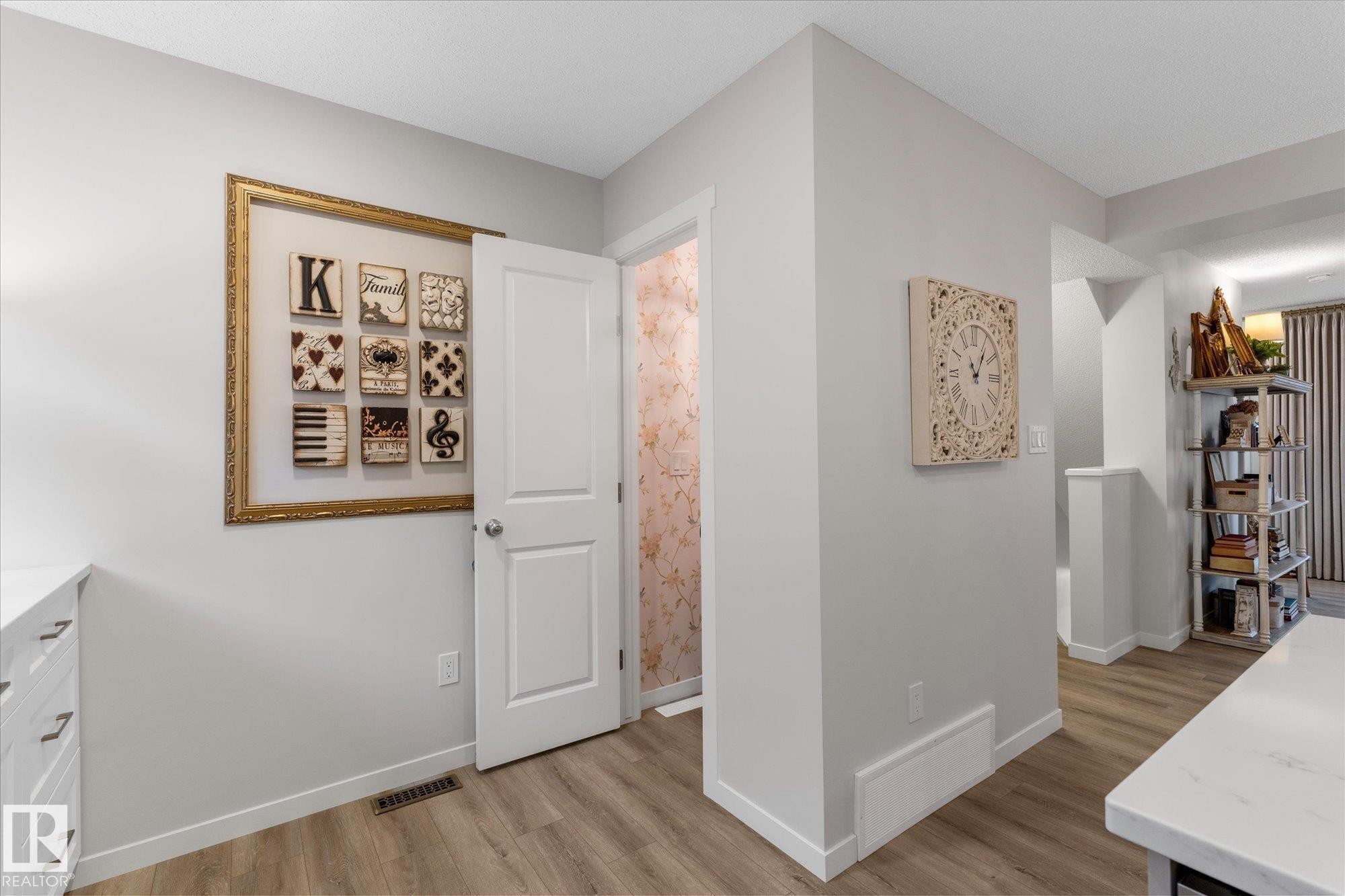 #95 50 Mclaughlin Dr, Spruce Grove, AB - Indoor Photo Showing Other Room