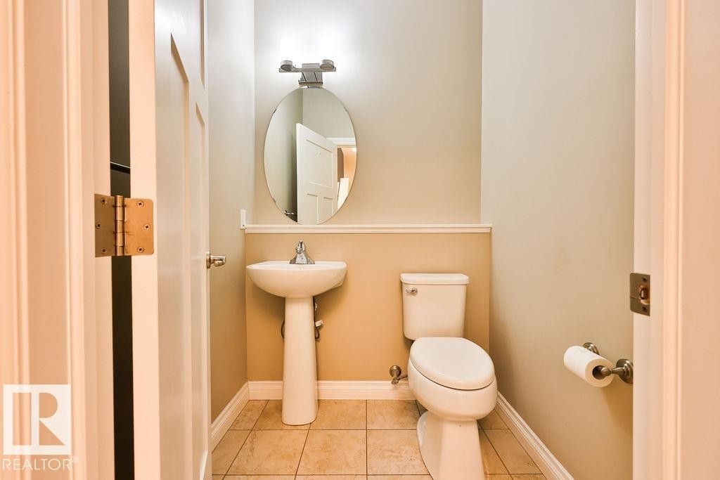 260 Sturtz Bend, Leduc, AB - Indoor Photo Showing Bathroom