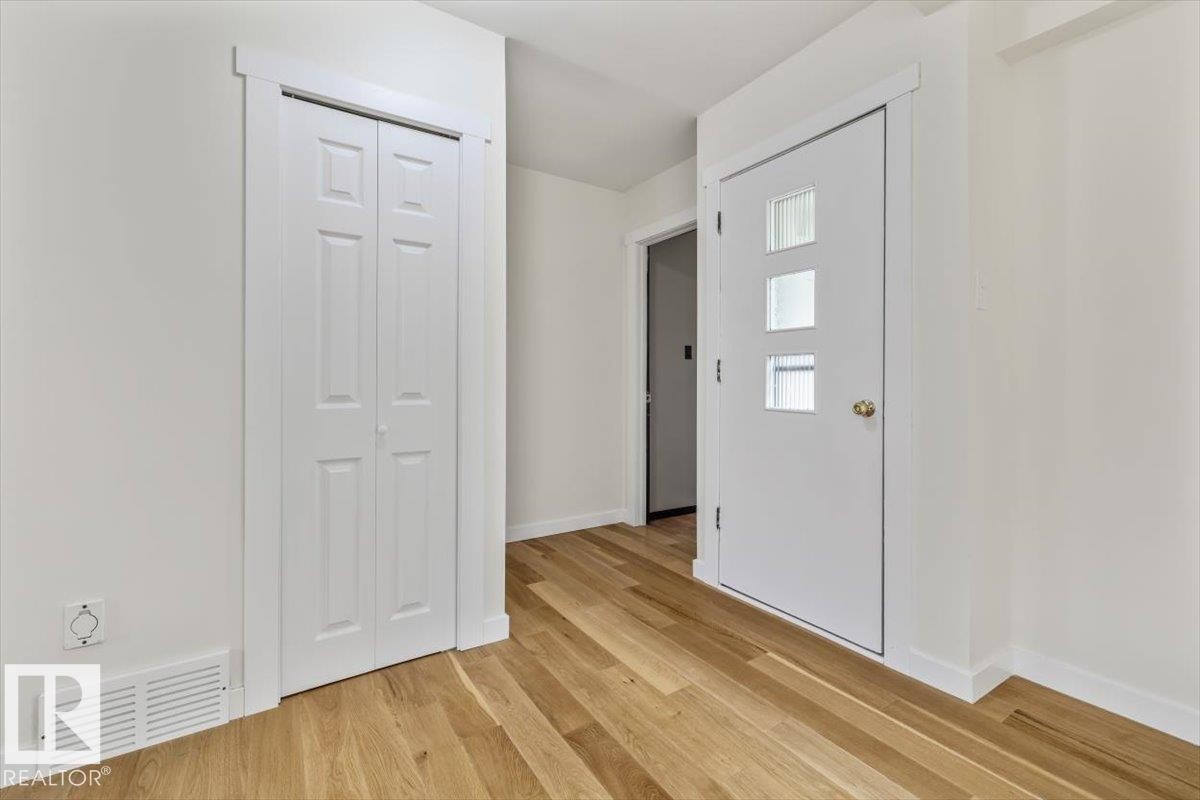 10415 98 Avenue, Fort Saskatchewan, AB - Indoor Photo Showing Other Room