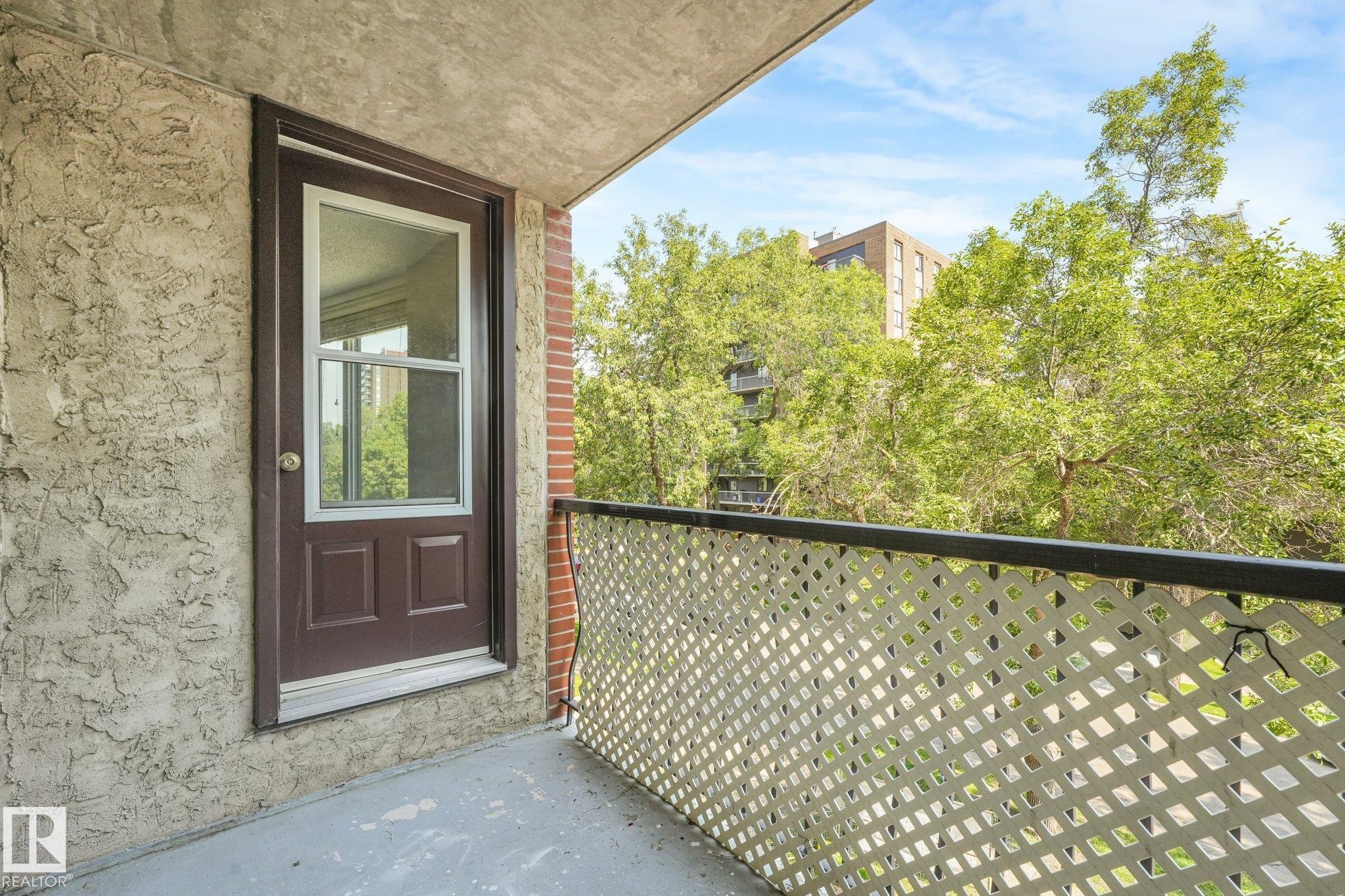 #302 9916 113 St Nw, Edmonton, AB - Outdoor With Exterior