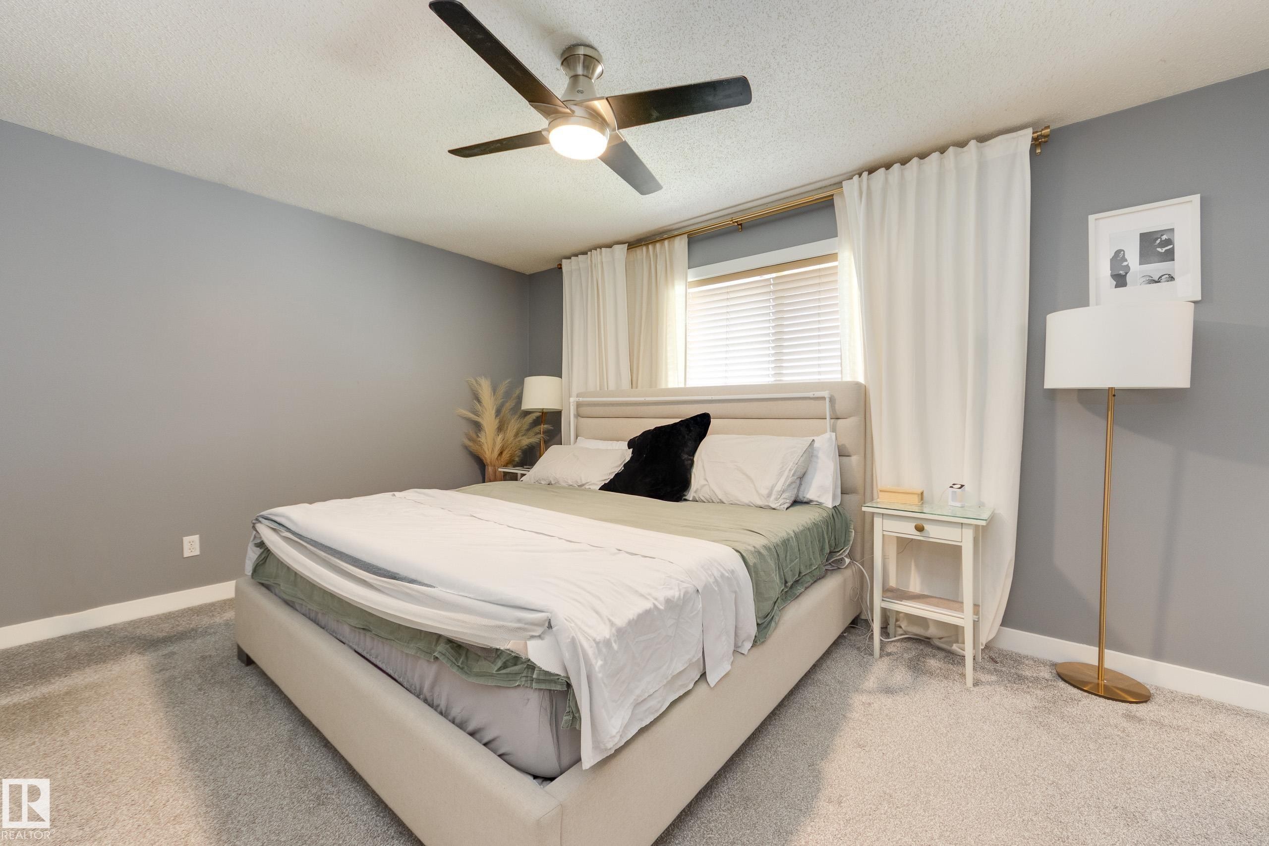 7904 13 Avenue Sw, Edmonton, AB