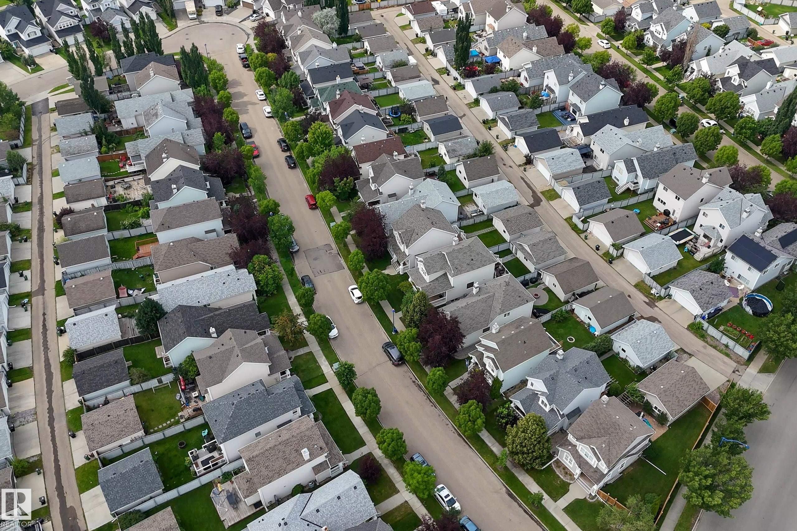 7904 13 Avenue Sw, Edmonton, AB