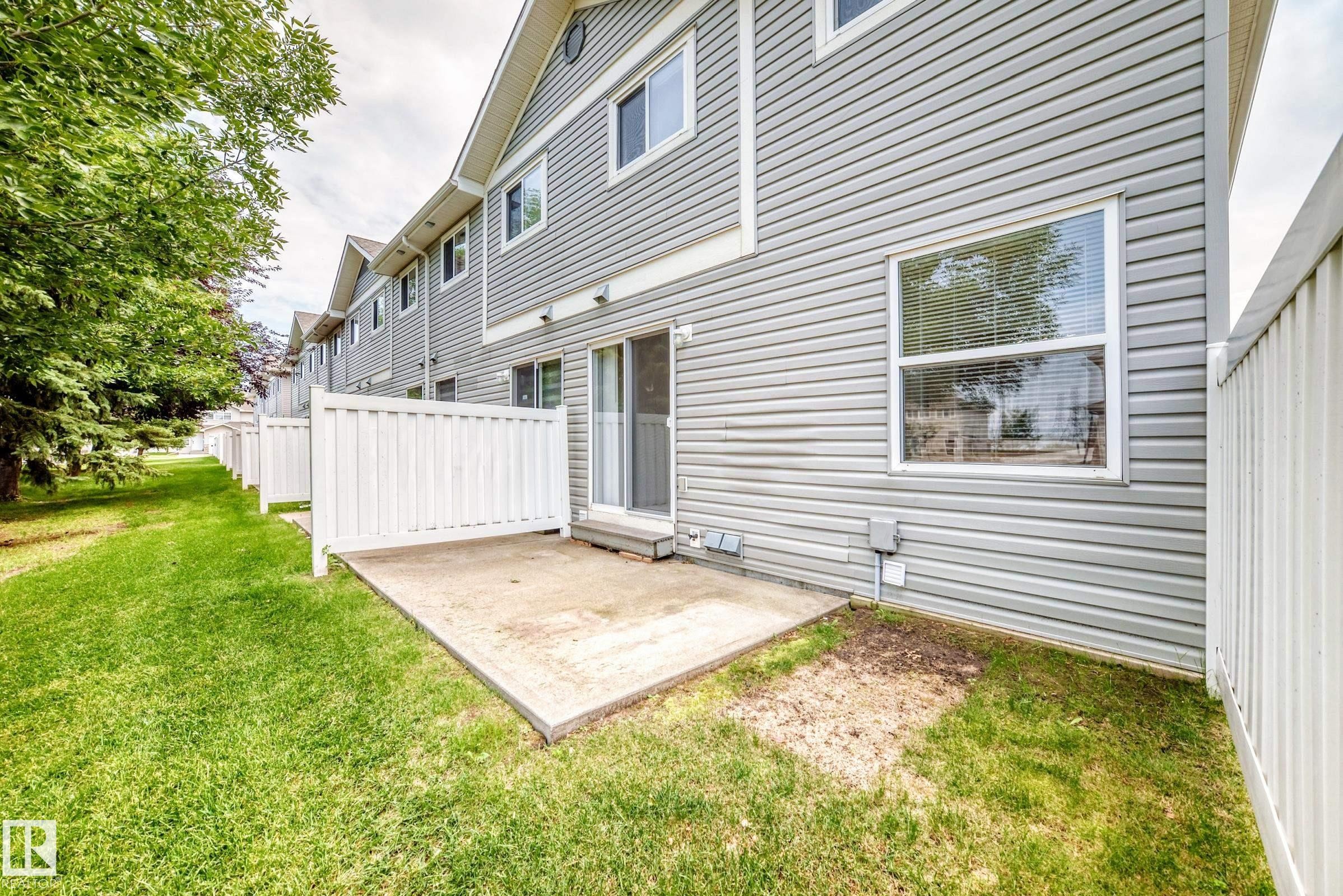 #93 230 Edwards Dr Sw, Edmonton, AB - Outdoor With Exterior
