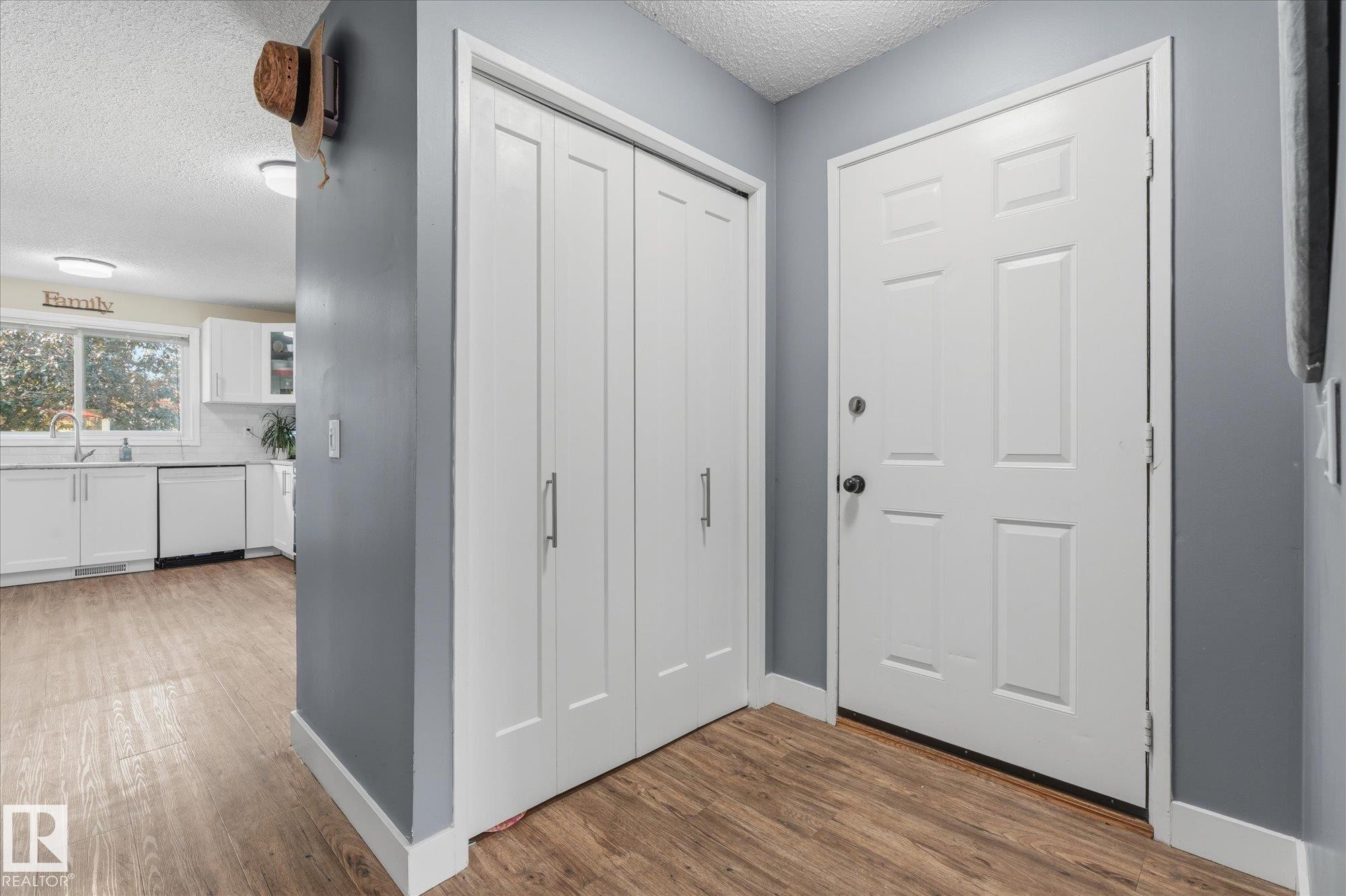79 Greystone Drive, Spruce Grove, AB - Indoor Photo Showing Other Room