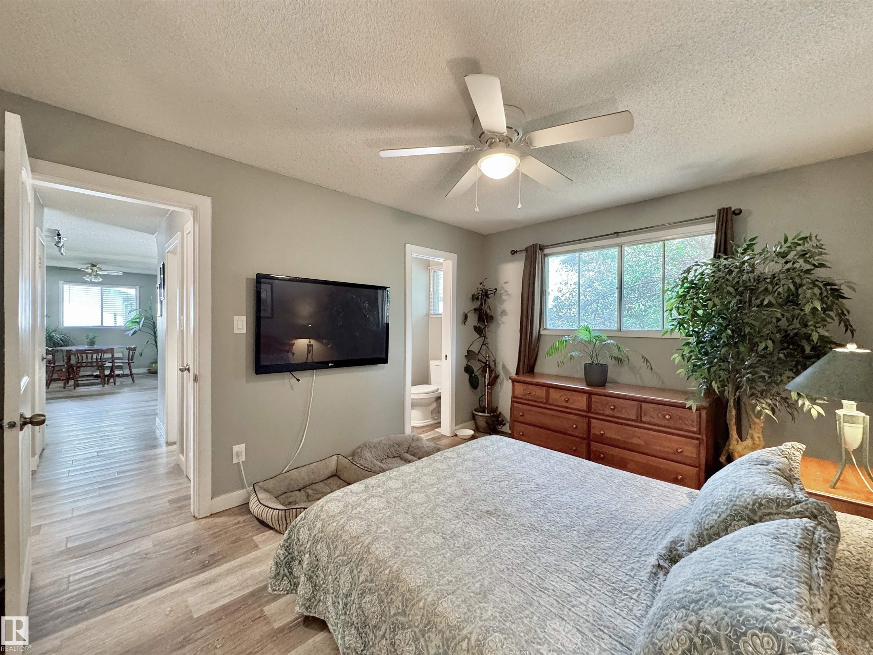 119 Garland Crescent, Sherwood Park, AB - Indoor Photo Showing Bedroom