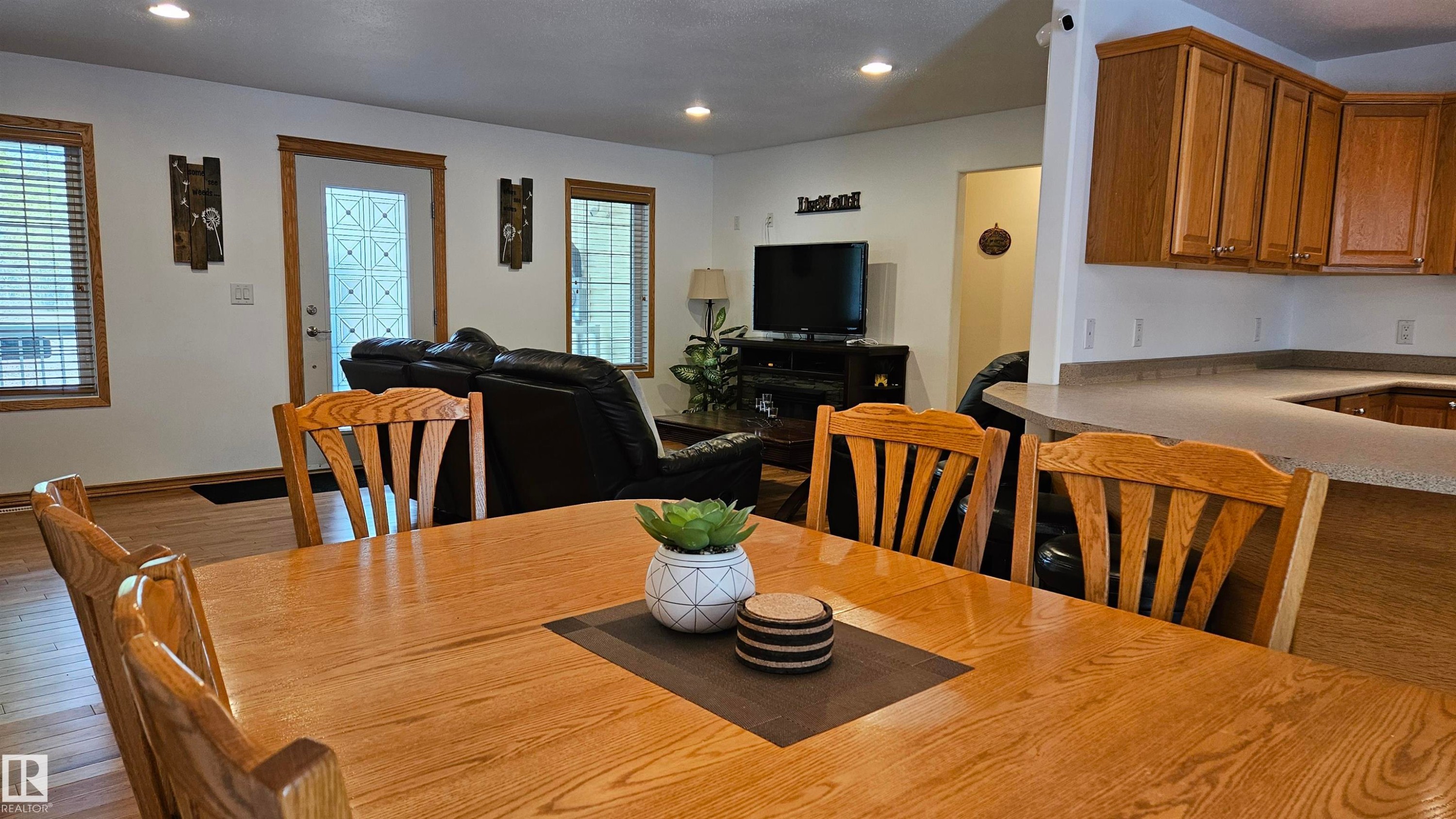7 Andrew Drive, Rural Athabasca County, AB - Indoor Photo Showing Dining Room