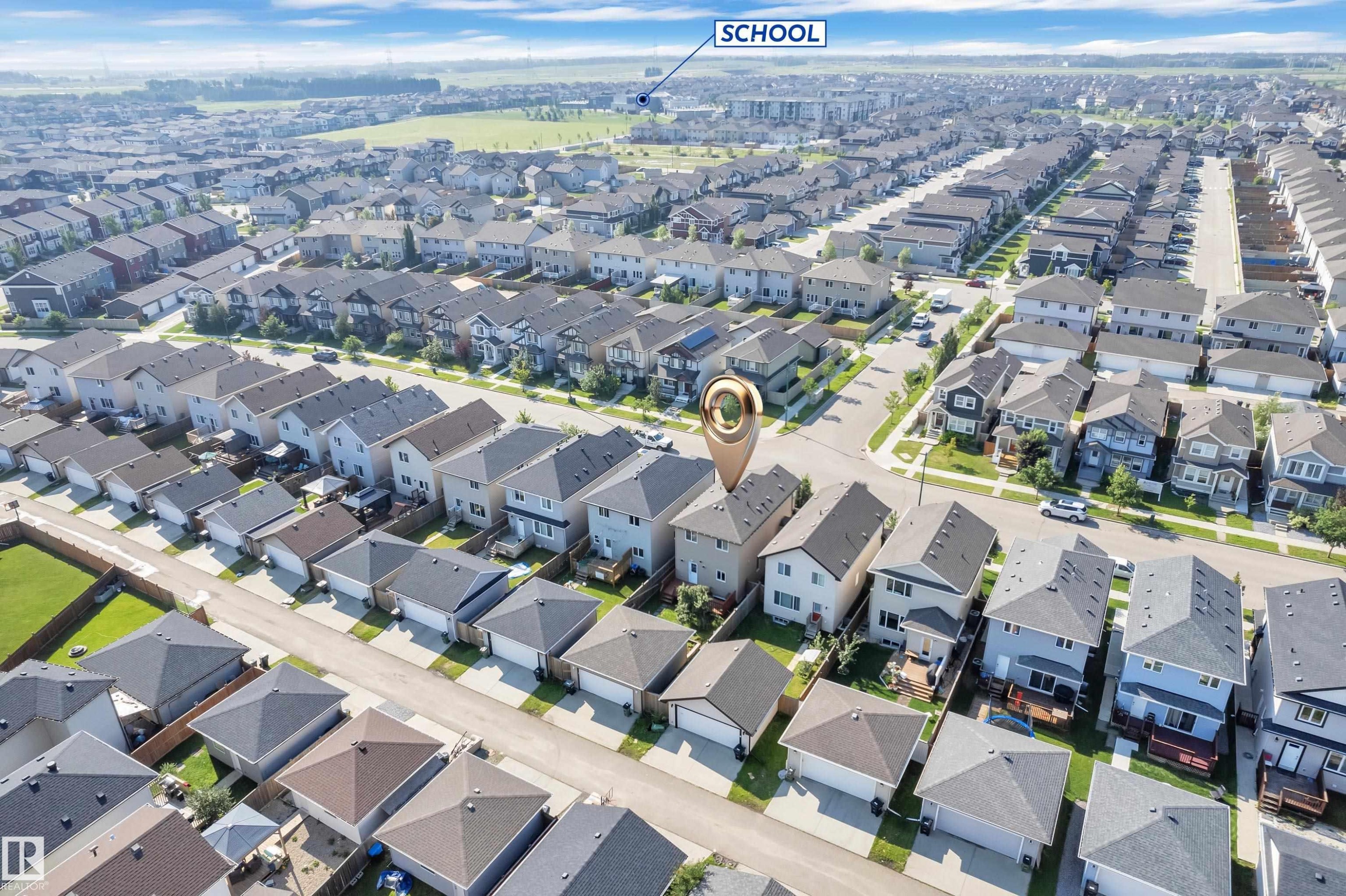 2604 20 Avenue Nw, Edmonton, AB - Outdoor With View