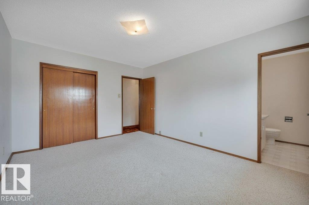8507 70 Street Nw, Edmonton, AB - Indoor Photo Showing Other Room