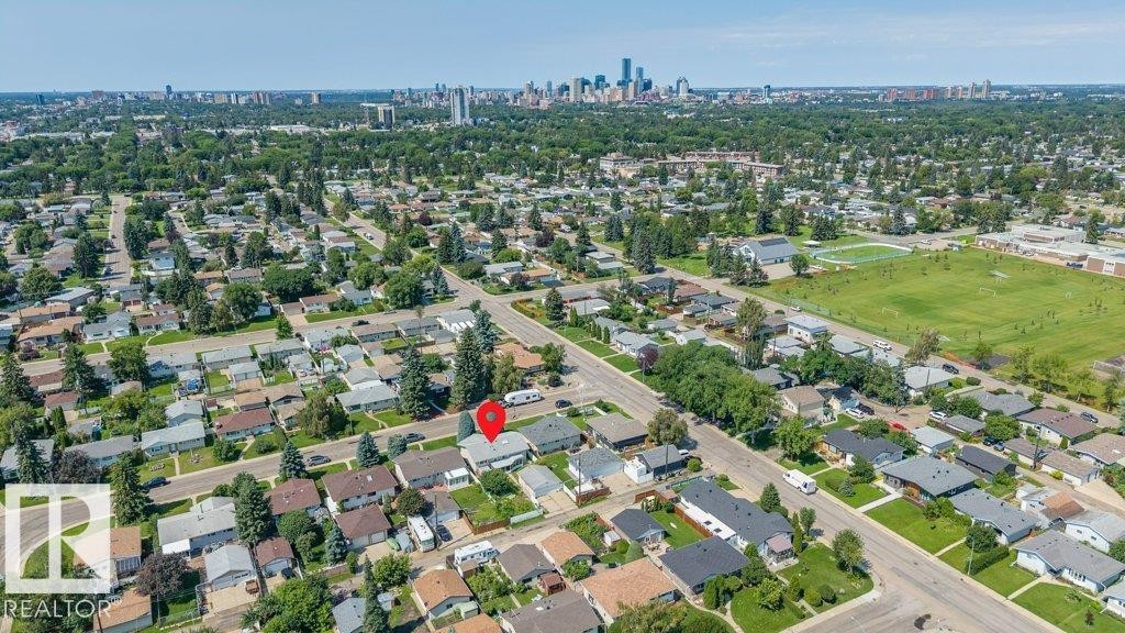 8507 70 Street Nw, Edmonton, AB - Outdoor With View