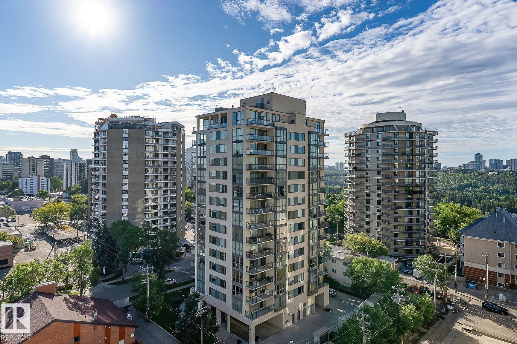 #203 10046 117 St Nw, Edmonton, AB - Outdoor With Facade