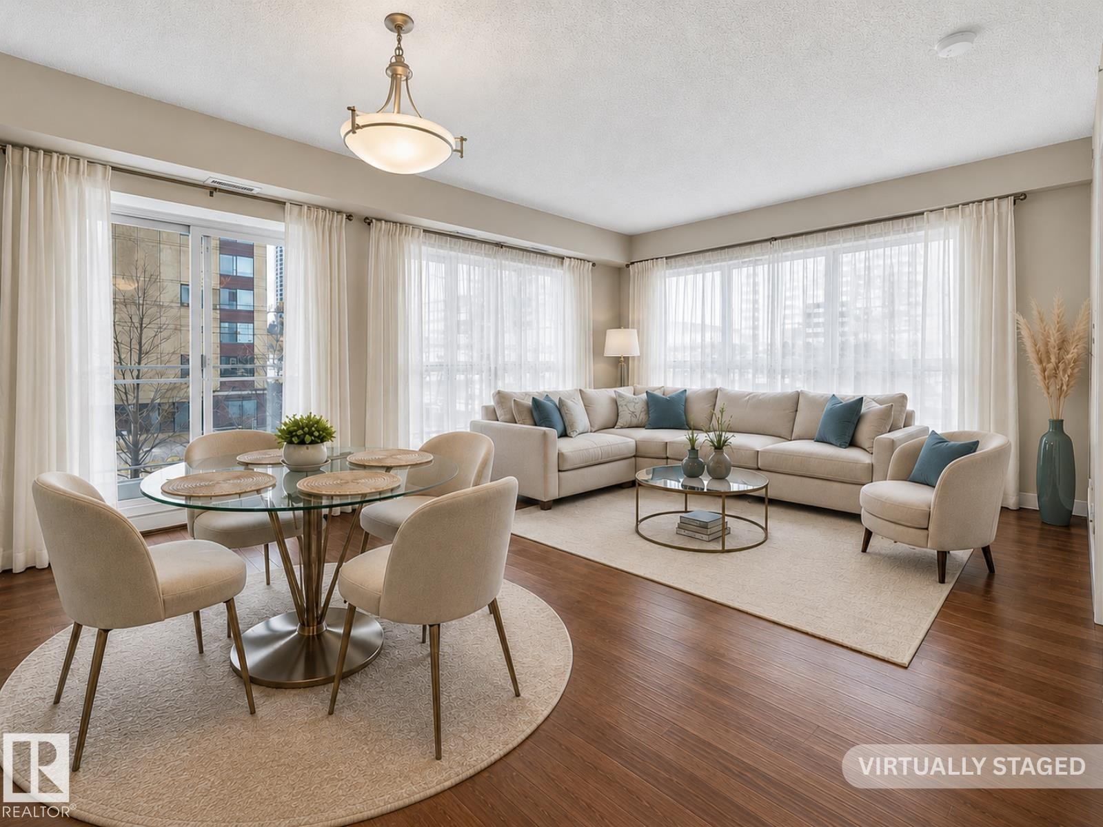 #203 10046 117 St Nw, Edmonton, AB - Indoor