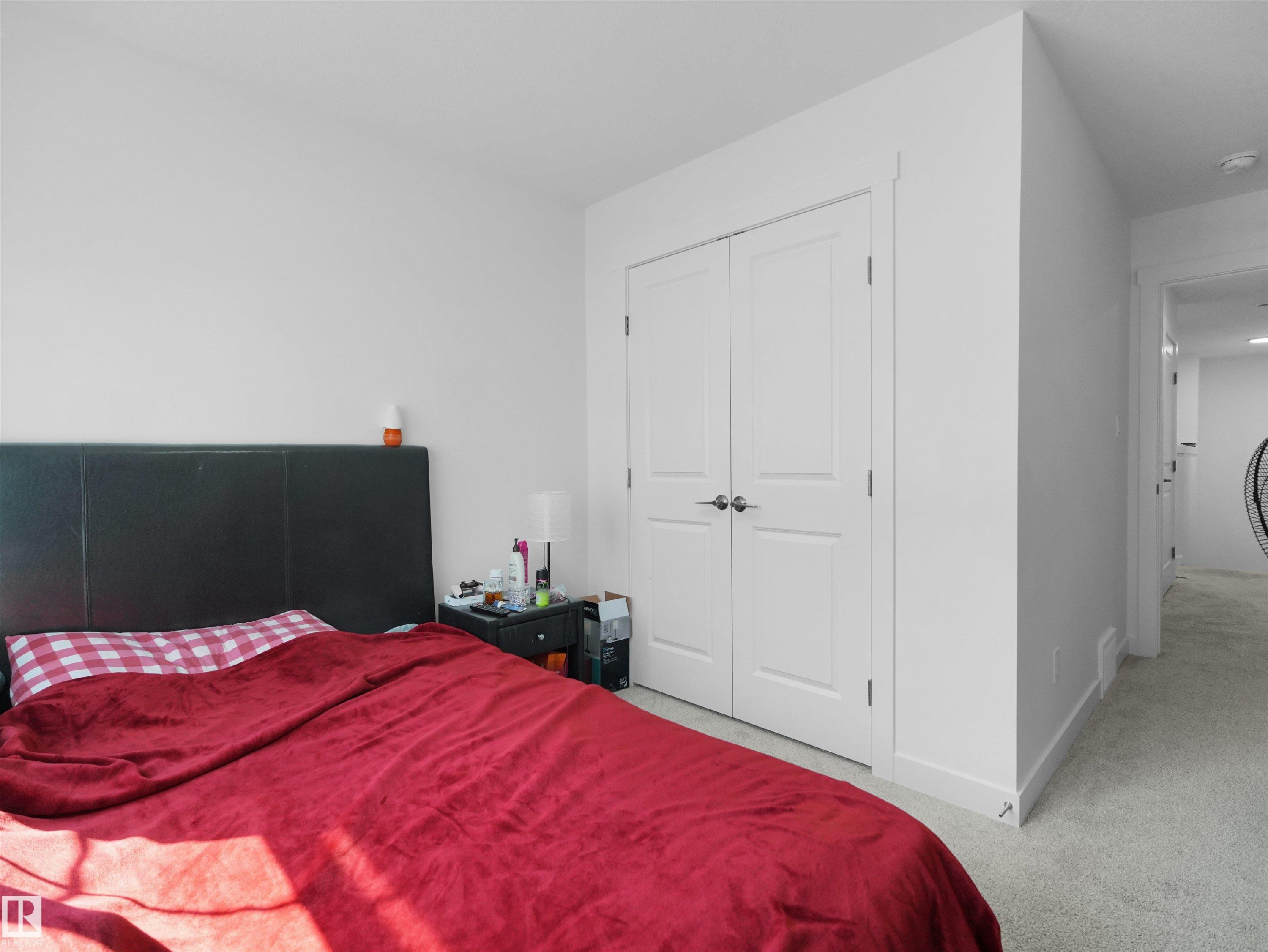 #7 7110 Keswick Common Sw, Edmonton, AB - Indoor Photo Showing Bedroom
