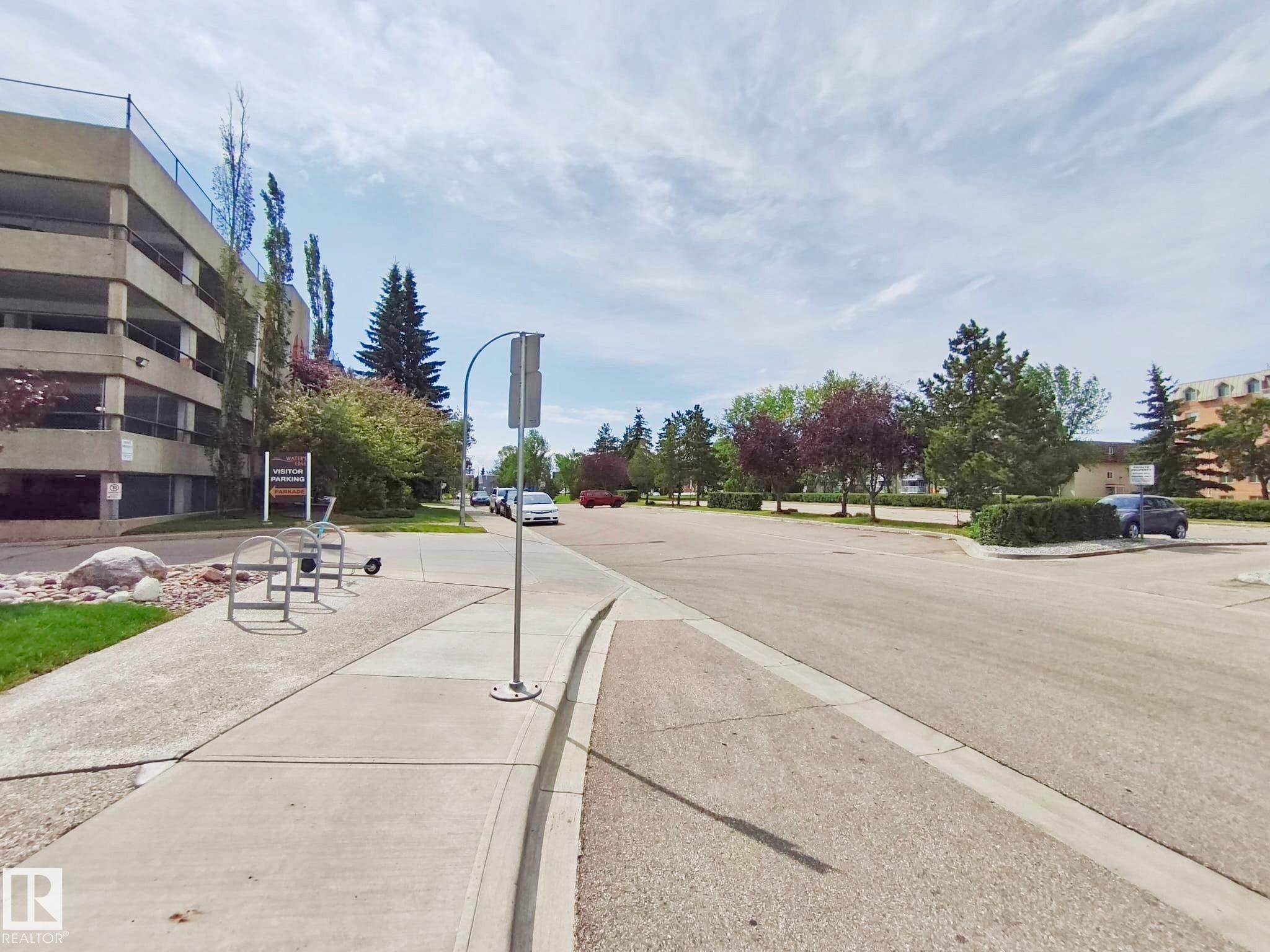 #509 10149 Saskatchewan Dr Nw, Edmonton, AB - Outdoor