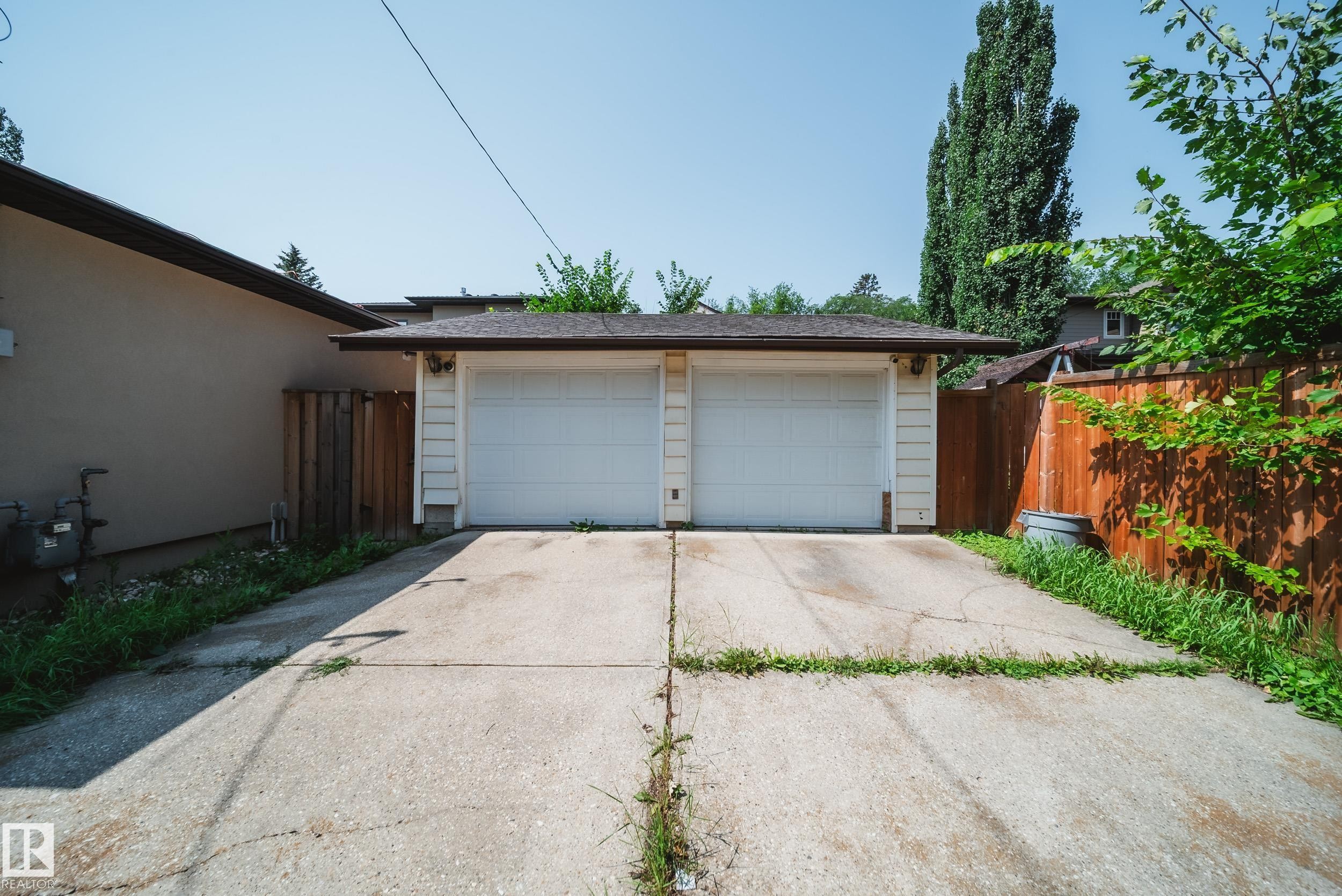 10519 140 Street Nw, Edmonton, AB - Outdoor