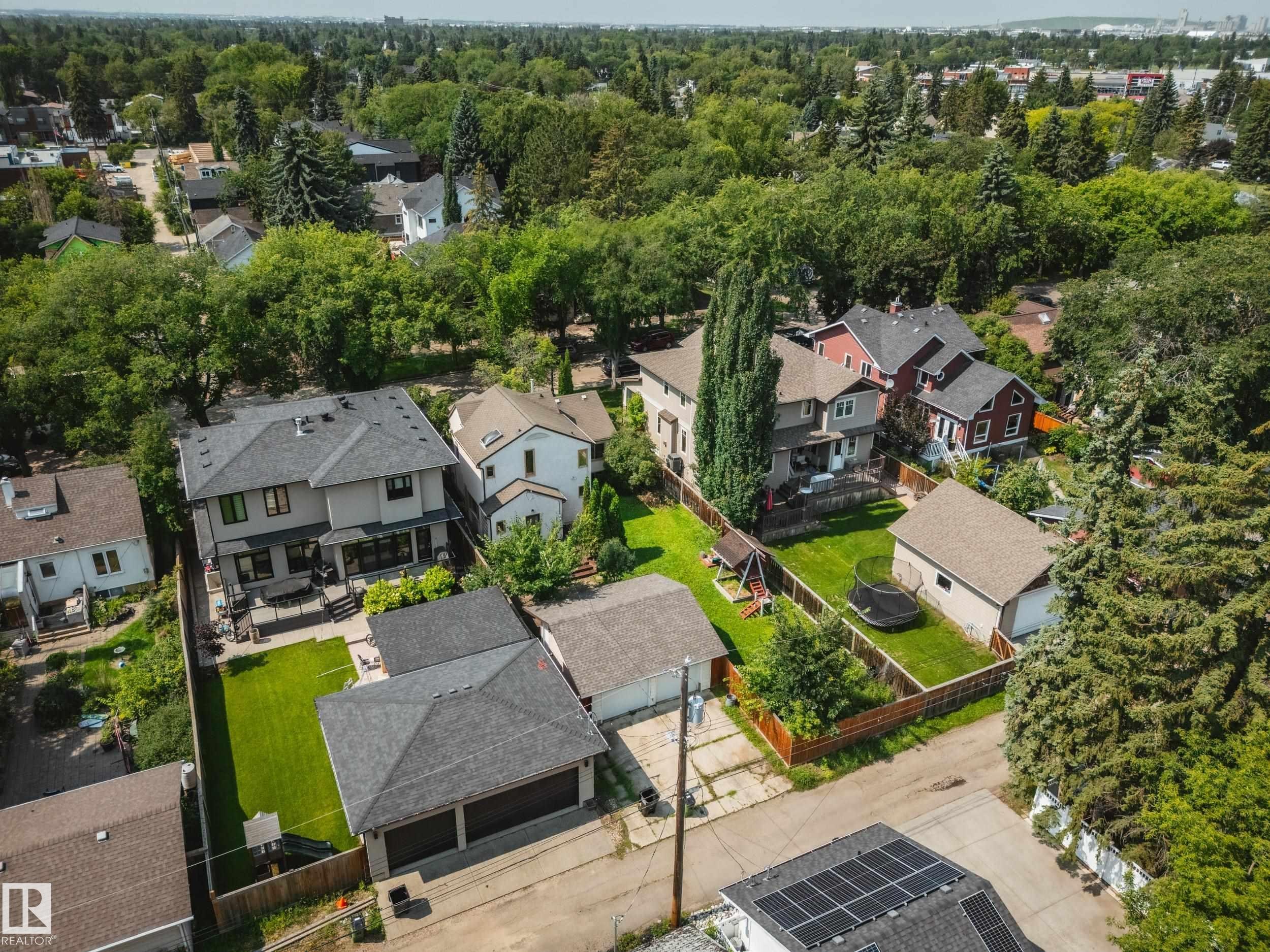 10519 140 Street Nw, Edmonton, AB - Outdoor With View