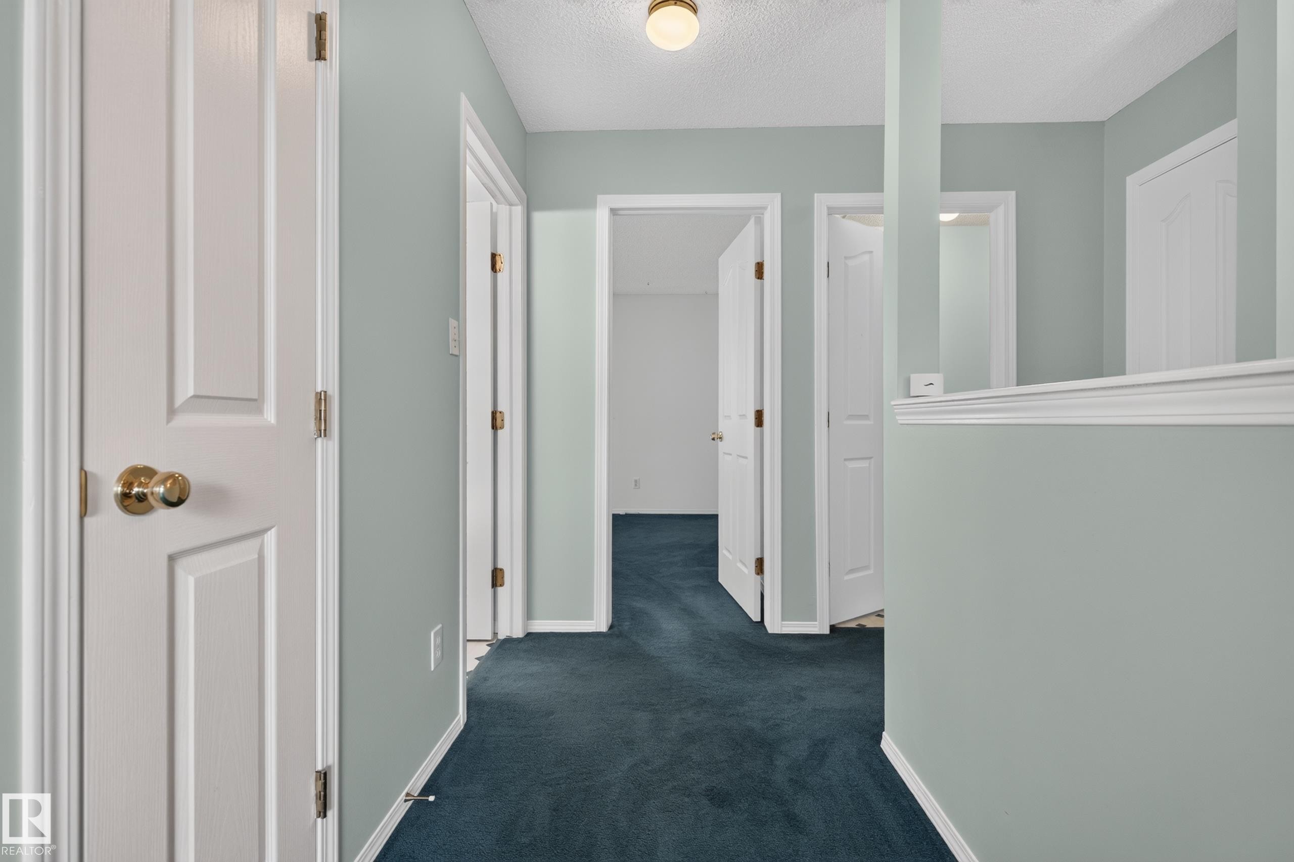 #111 1670 Jamha Rd Nw, Edmonton, AB - Indoor Photo Showing Other Room