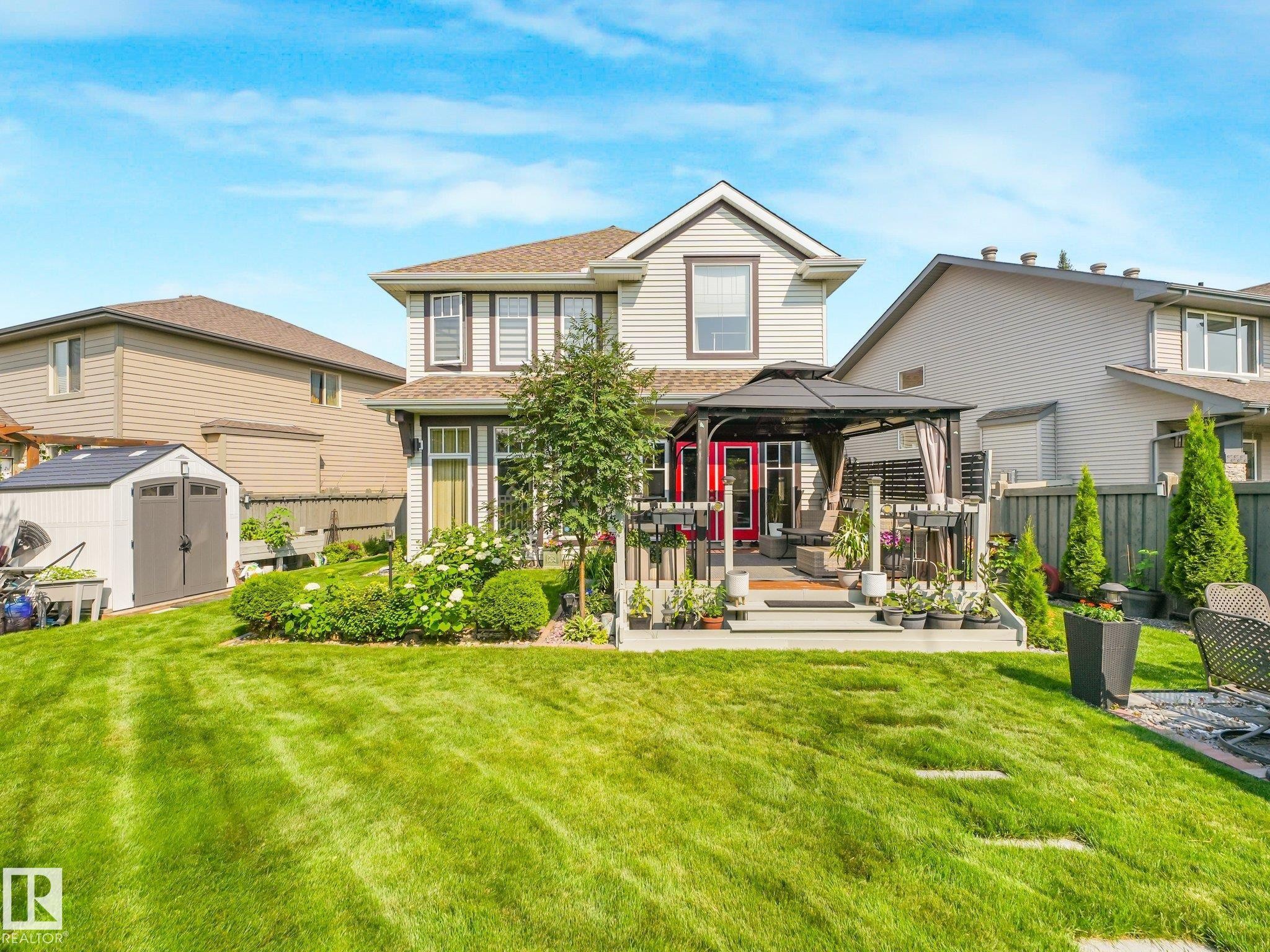 544 Adams Way Sw, Edmonton, AB - Outdoor