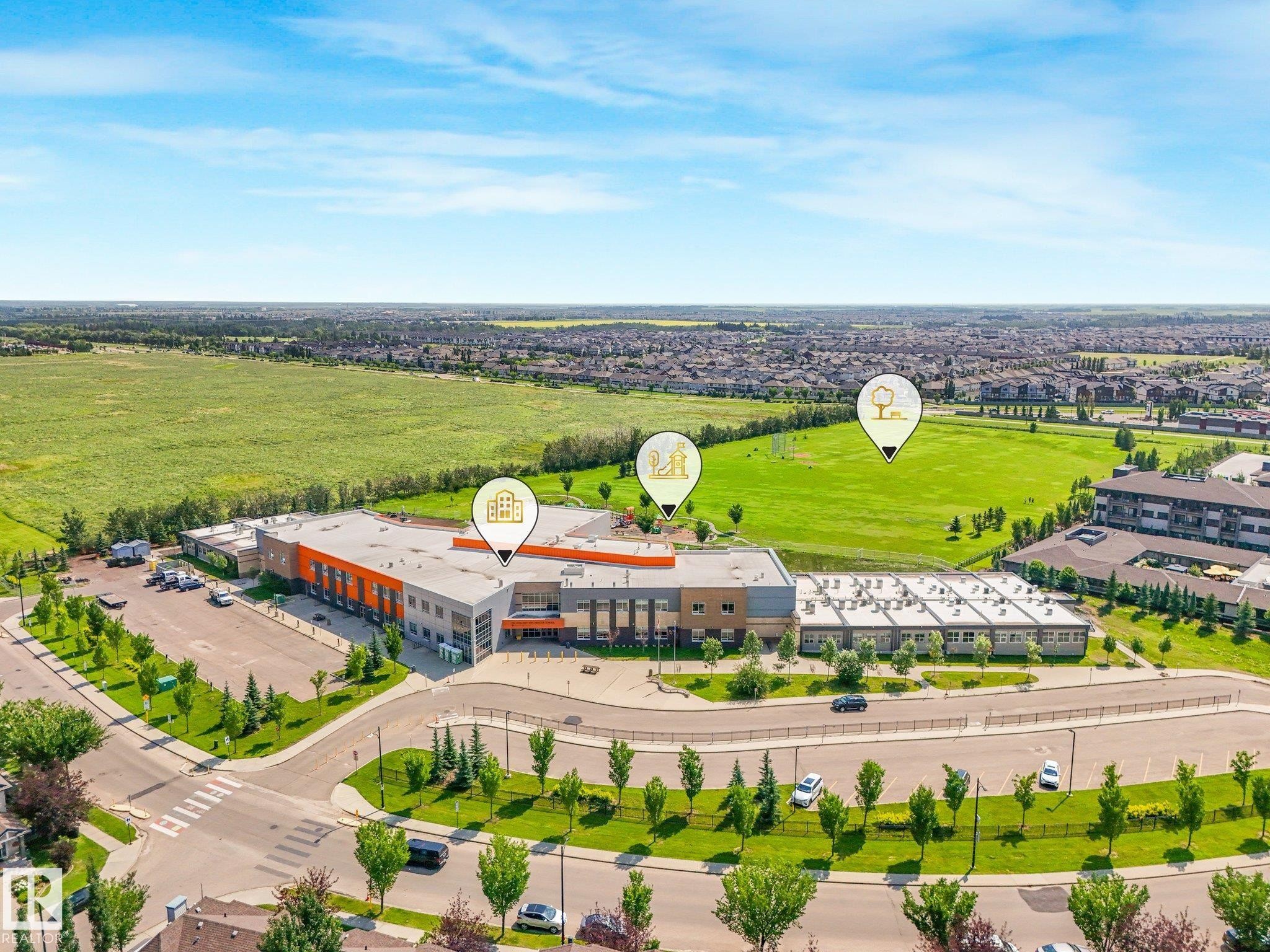 544 Adams Way Sw, Edmonton, AB - Outdoor With View