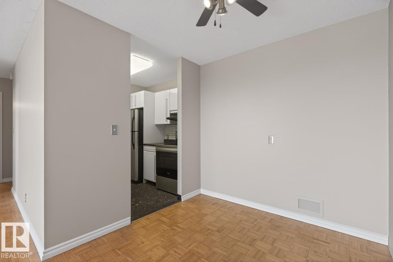 #605 11307 99 Av Nw, Edmonton, AB