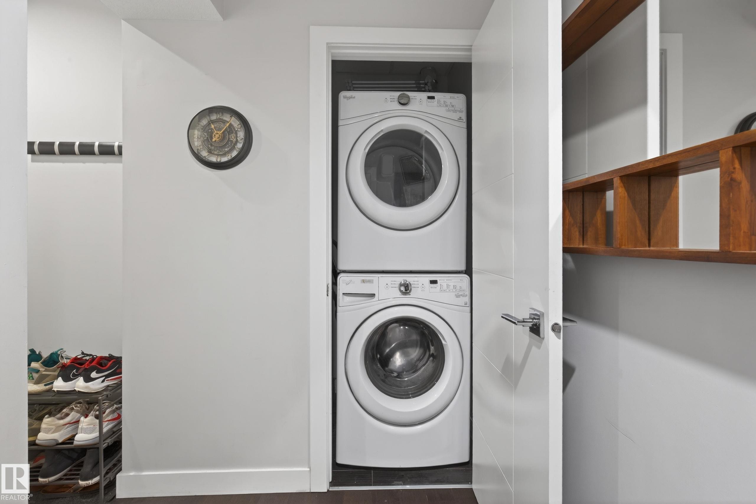 #2804 10238 103 St Nw, Edmonton, AB - Indoor Photo Showing Laundry Room