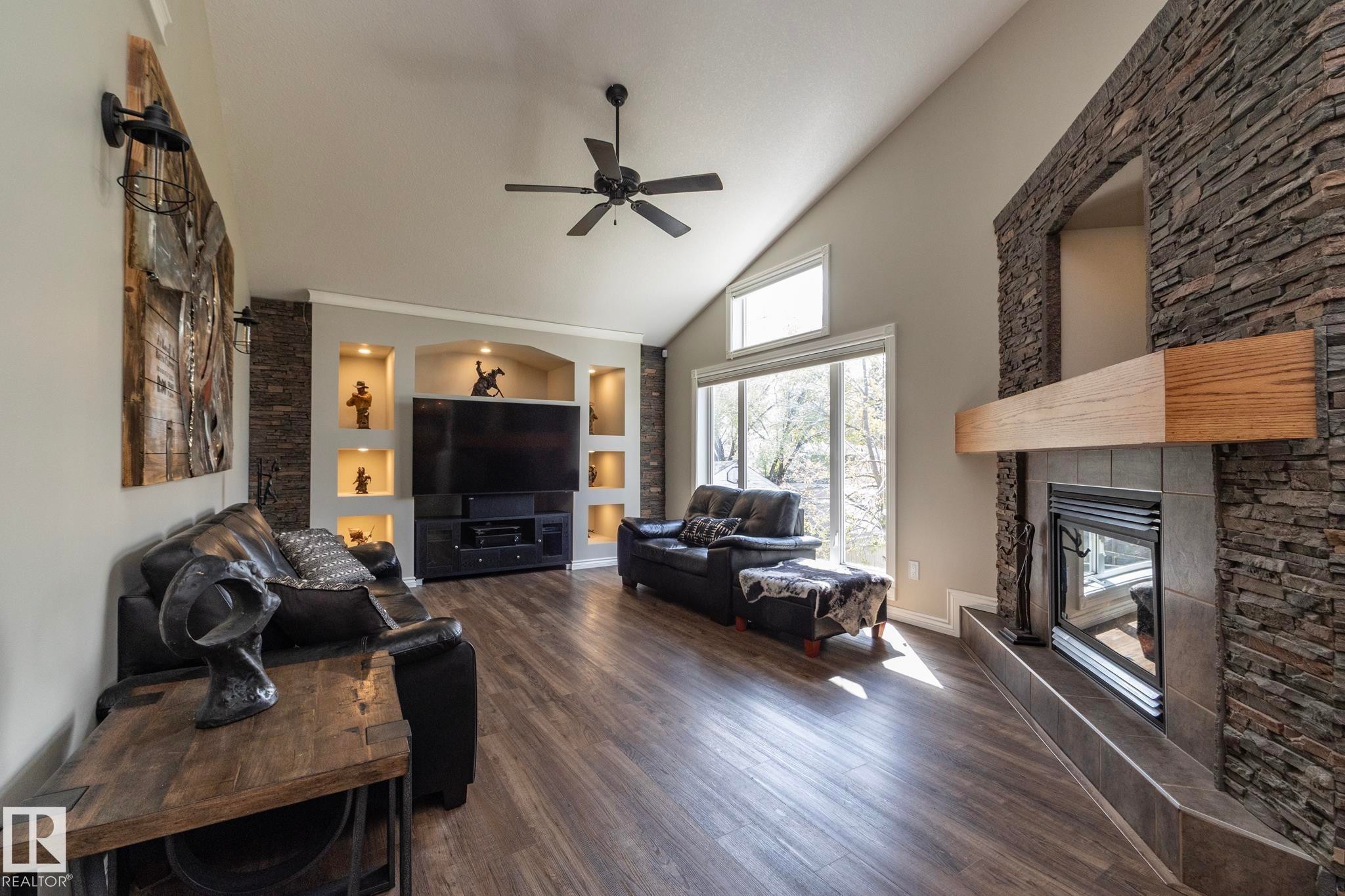 10416 148 Street Nw, Edmonton, AB - Indoor Photo Showing Living Room With Fireplace
