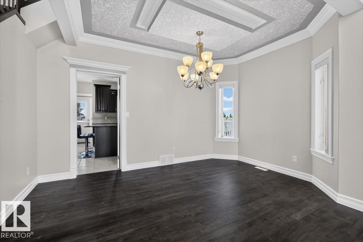 2836 34A Avenue Nw, Edmonton, AB - Indoor Photo Showing Other Room
