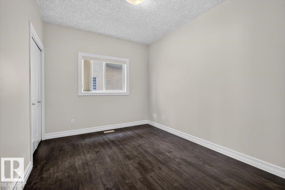 2836 34A Avenue Nw, Edmonton, AB - Indoor Photo Showing Other Room