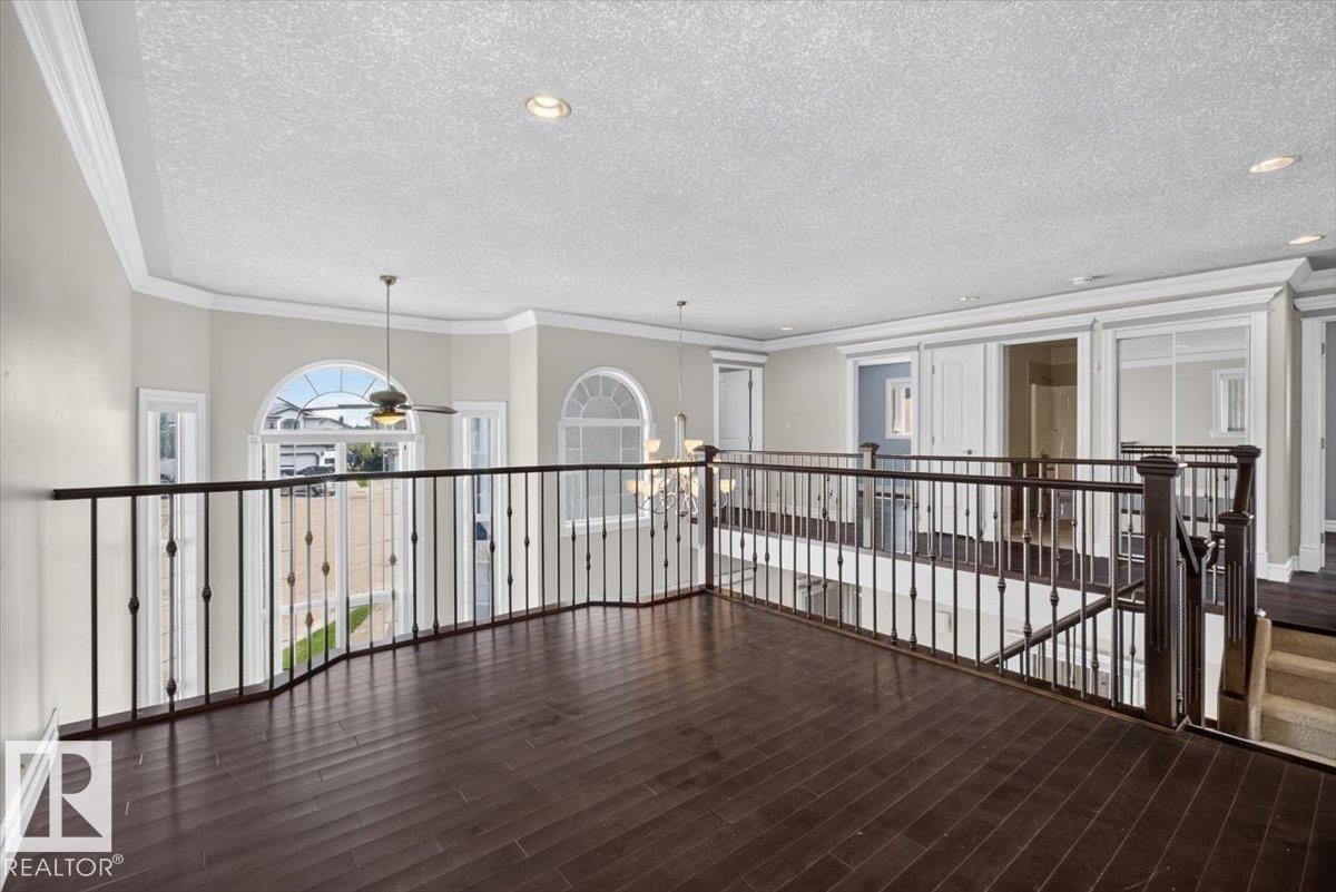 2836 34A Avenue Nw, Edmonton, AB - Indoor Photo Showing Other Room