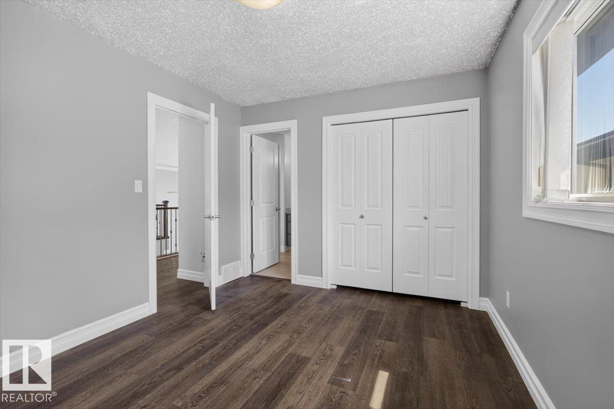 2836 34A Avenue Nw, Edmonton, AB - Indoor