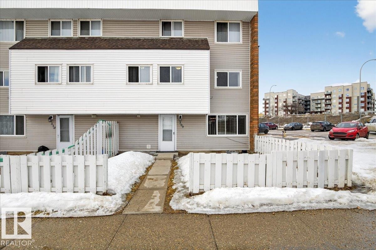 #309 2908 116A Av Nw, Edmonton, AB - Outdoor With Facade