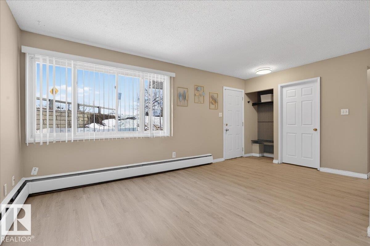 #309 2908 116A Av Nw, Edmonton, AB - Indoor Photo Showing Other Room