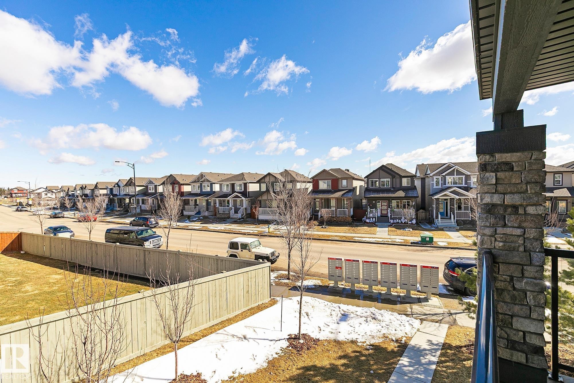 #20 1530 Tamarack Boulevard Nw, Edmonton, AB - Outdoor